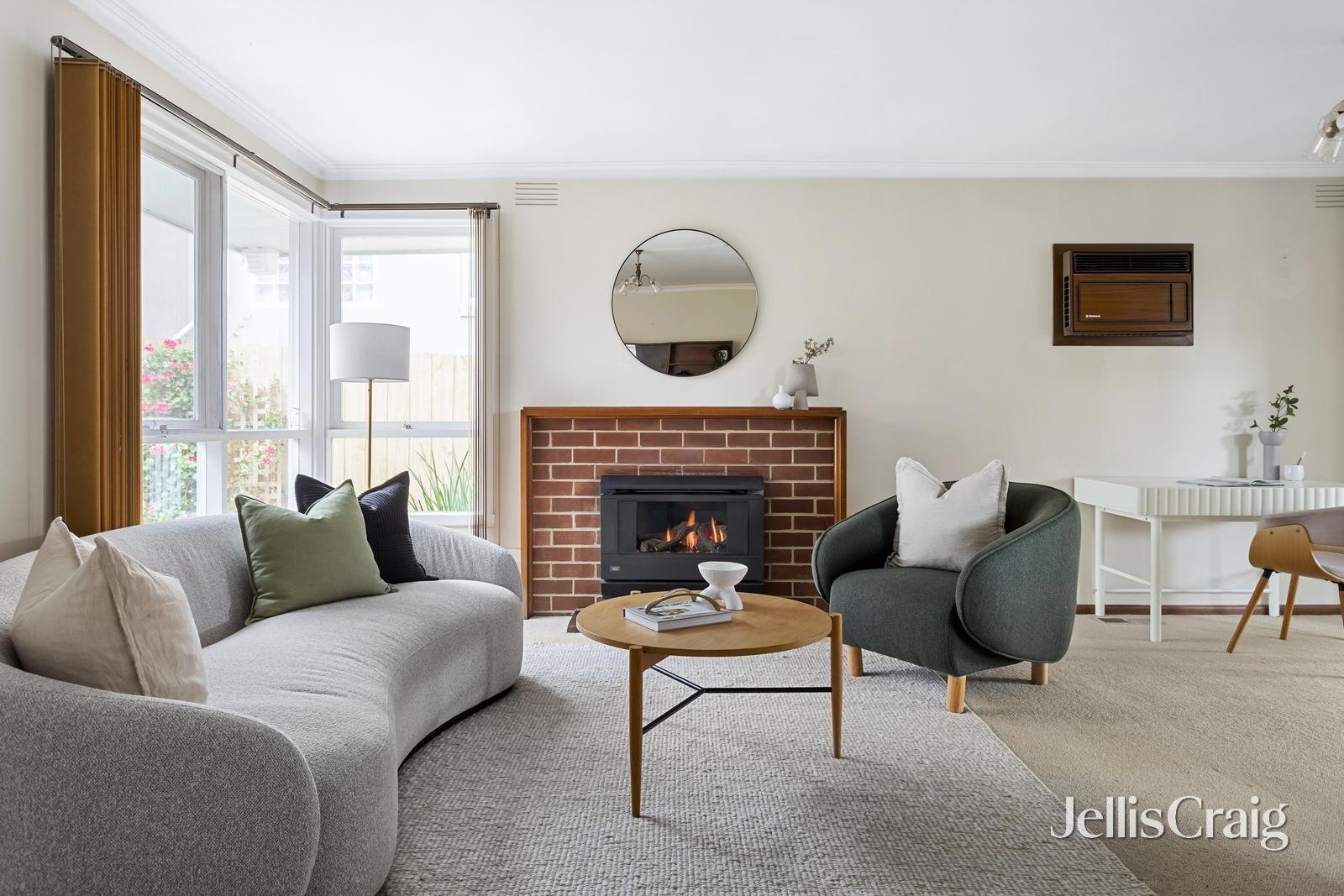 123 Martins Lane, Viewbank image 2