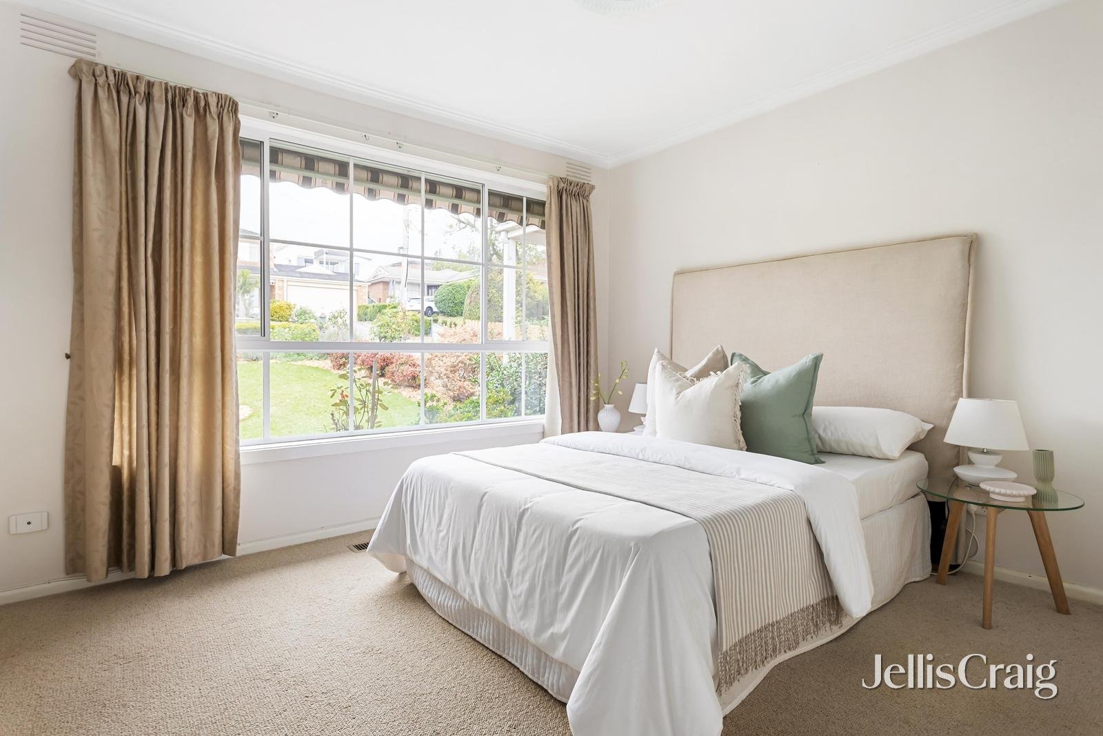 123 Martins Lane, Viewbank image 9
