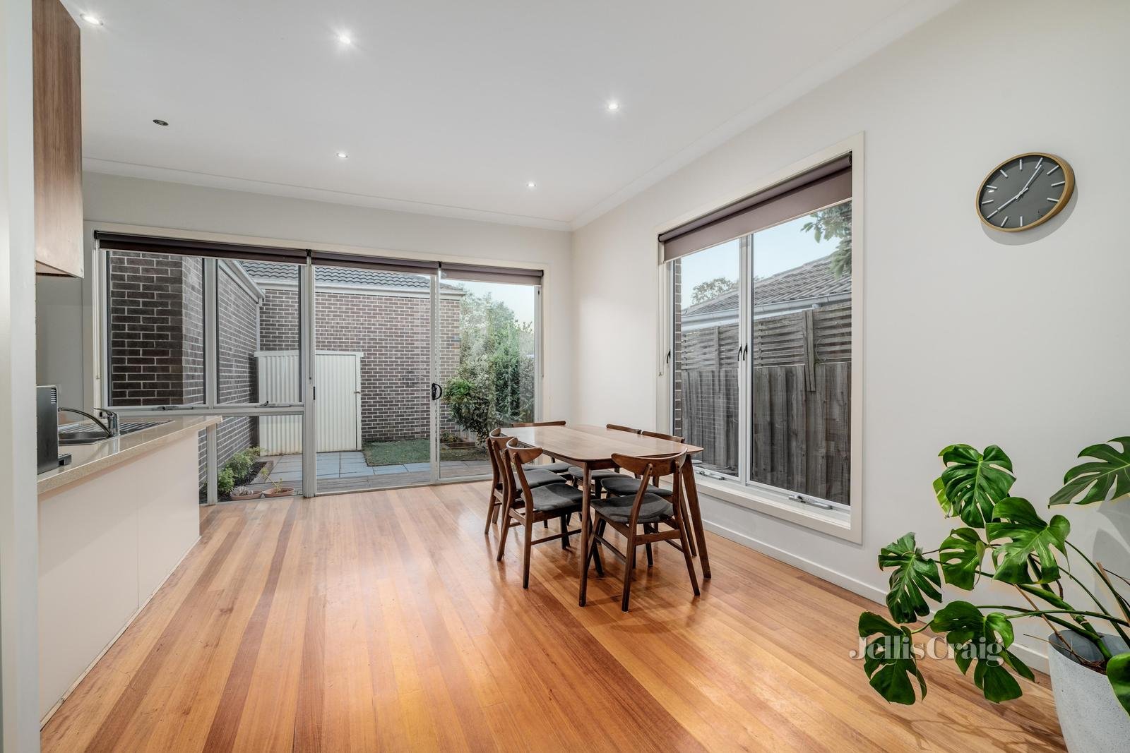 1/23 Montgomery Avenue, Mount Waverley image 4