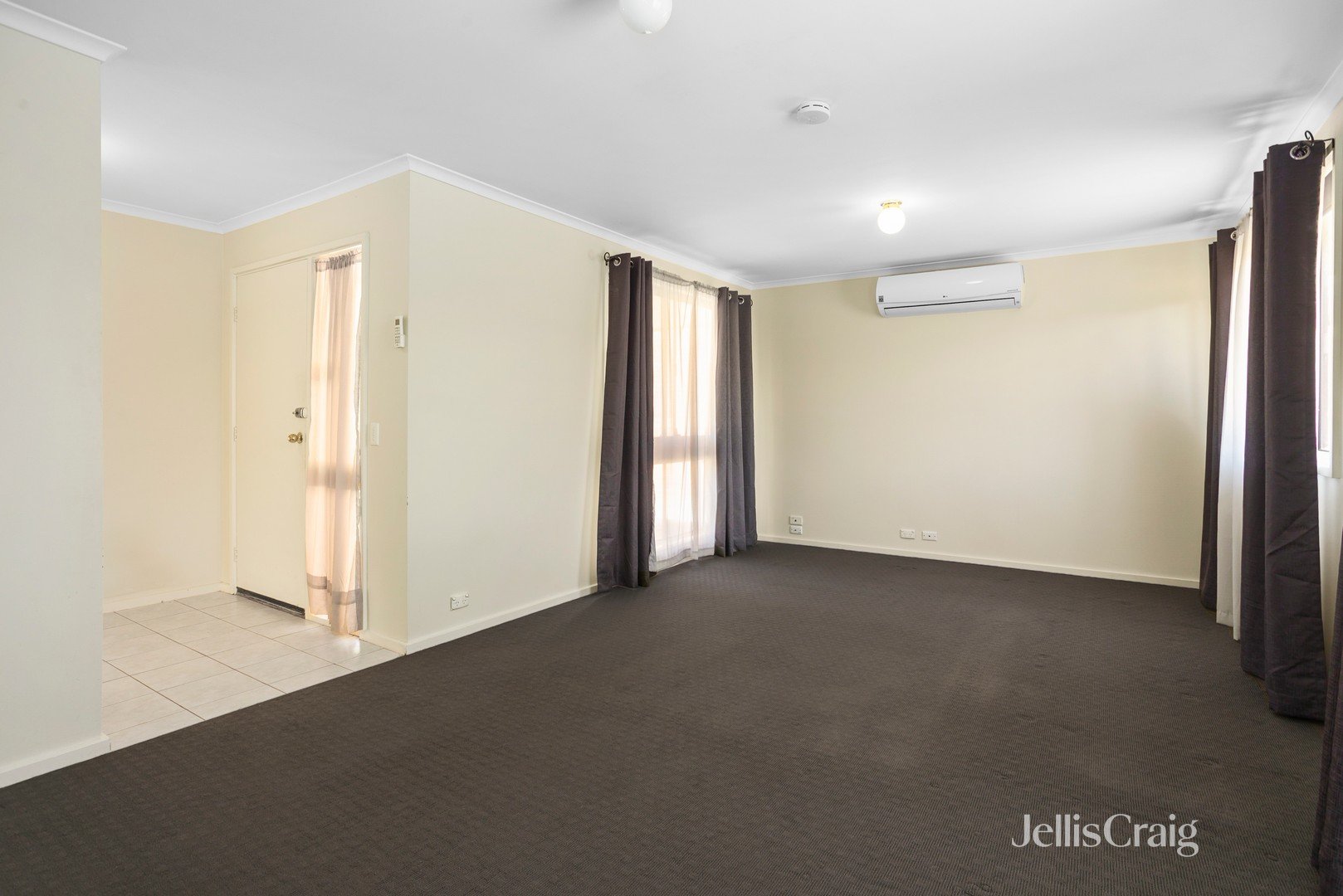 123 Mossfiel Drive, Hoppers Crossing image 3