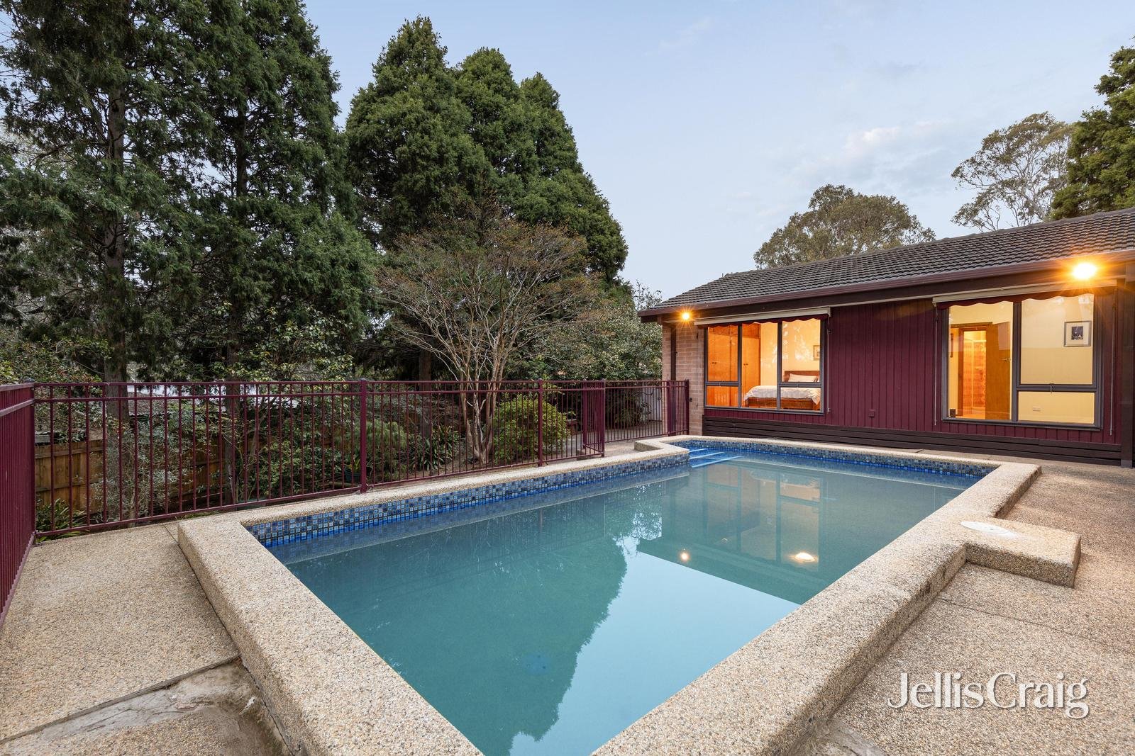 123 Napoleon Street, Eltham image 2