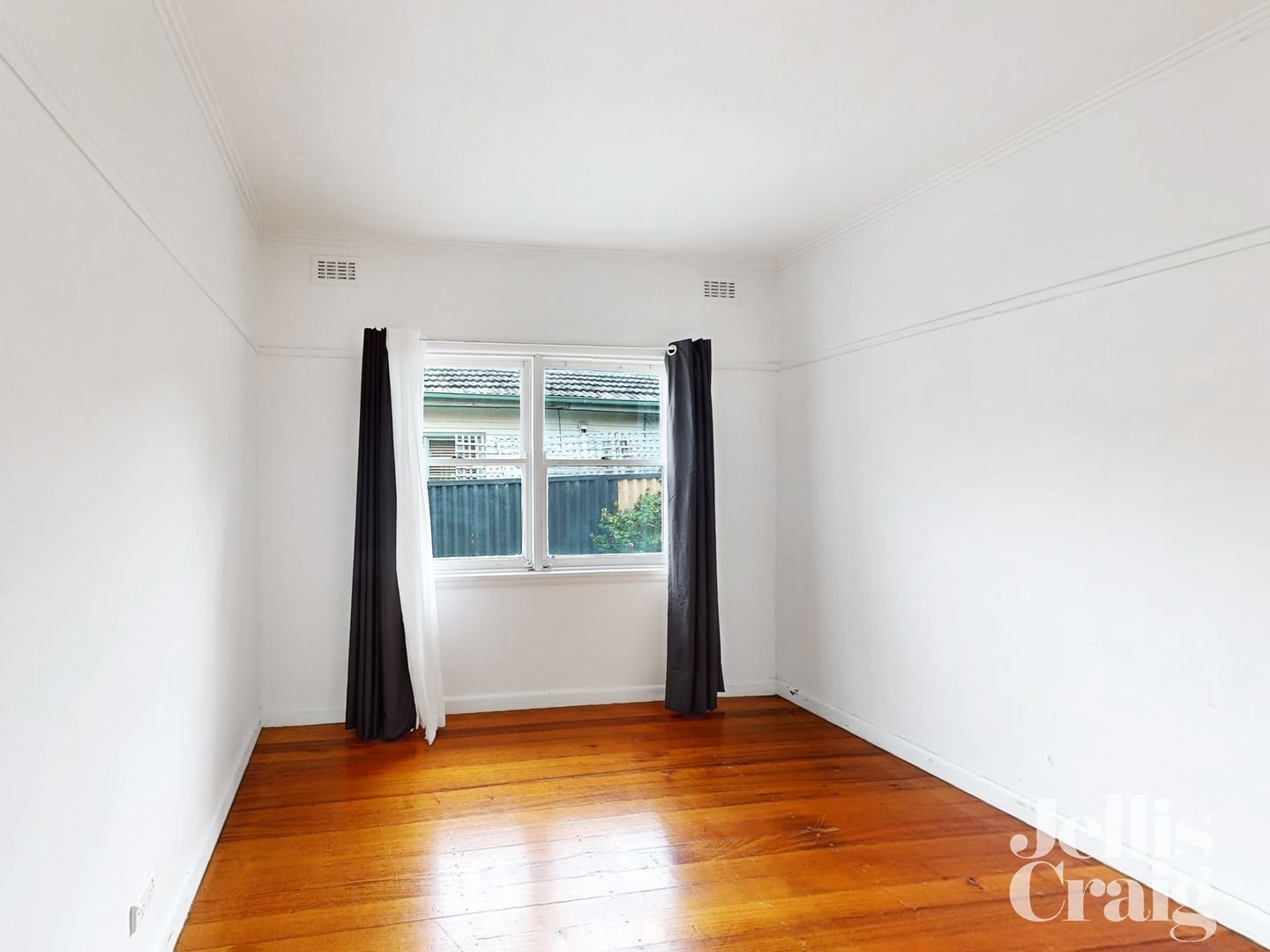 1/23 Neville Street, Bentleigh East image 5