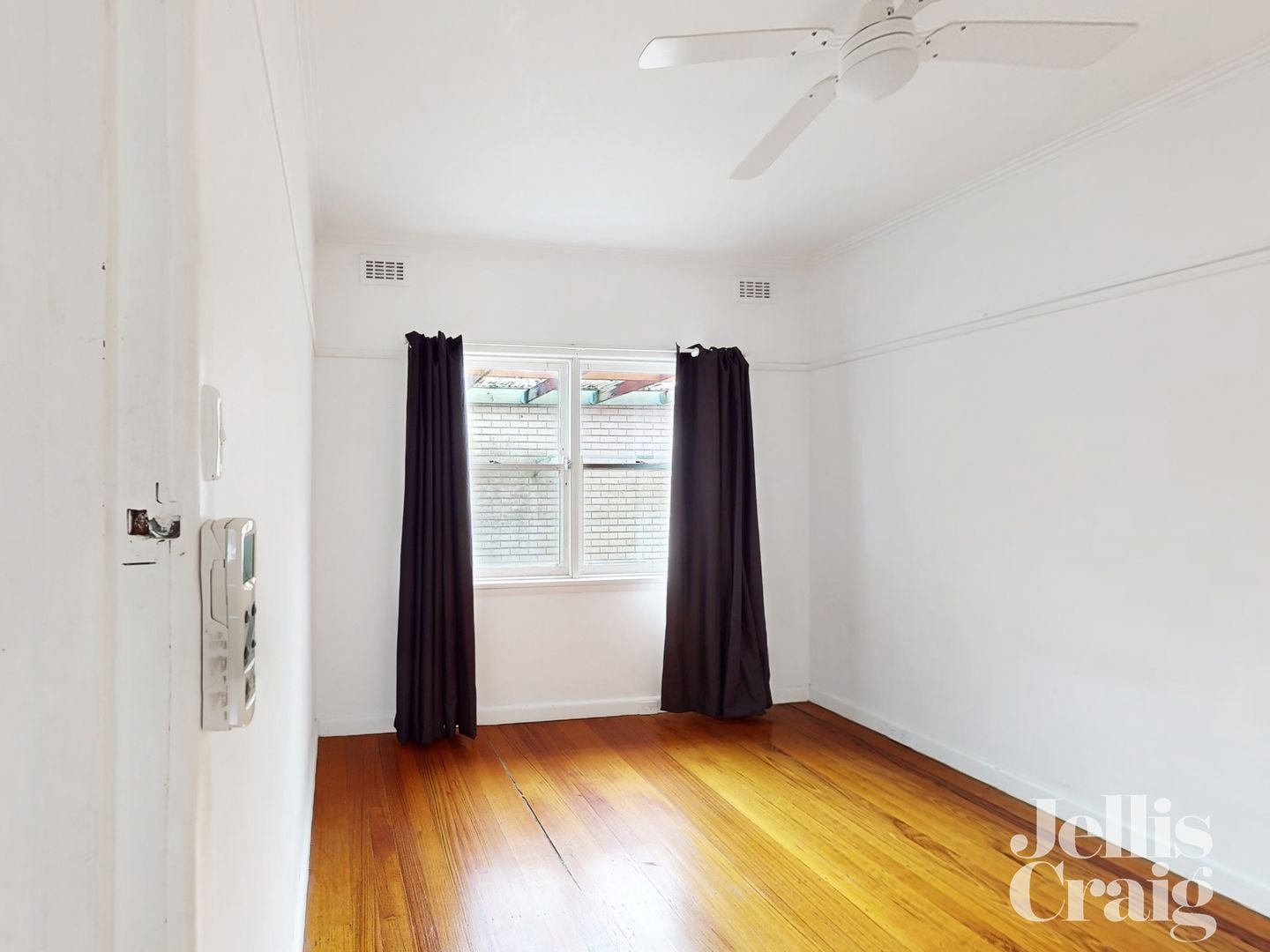 1/23 Neville Street, Bentleigh East image 6