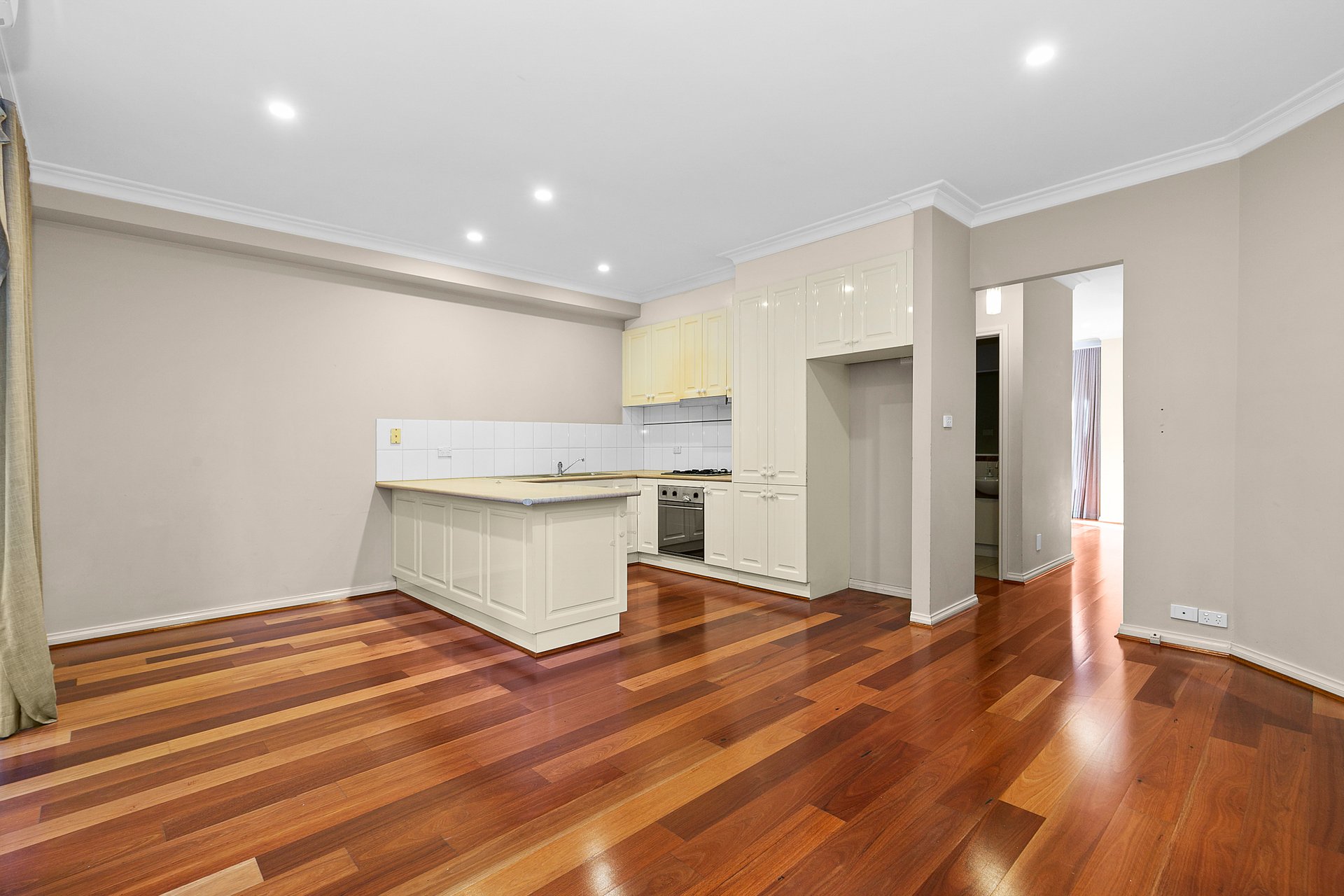 123 Normanby Road, Kew East image 4