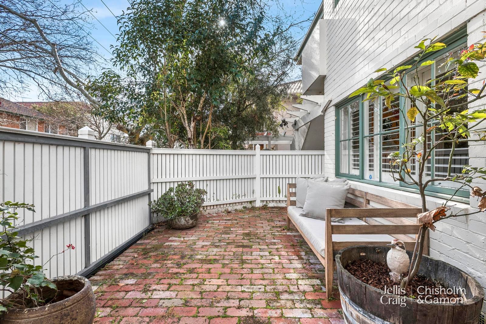 1/23 Pine Avenue, Elwood image 5