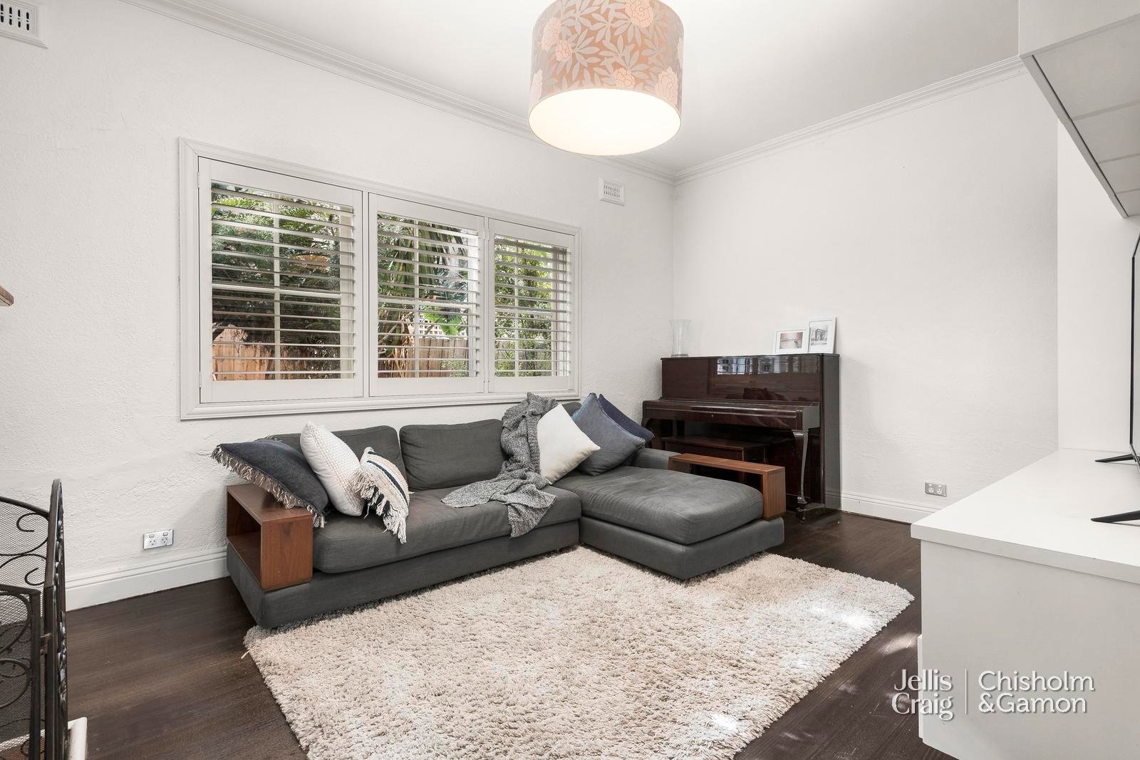 1/23 Pine Avenue, Elwood image 6