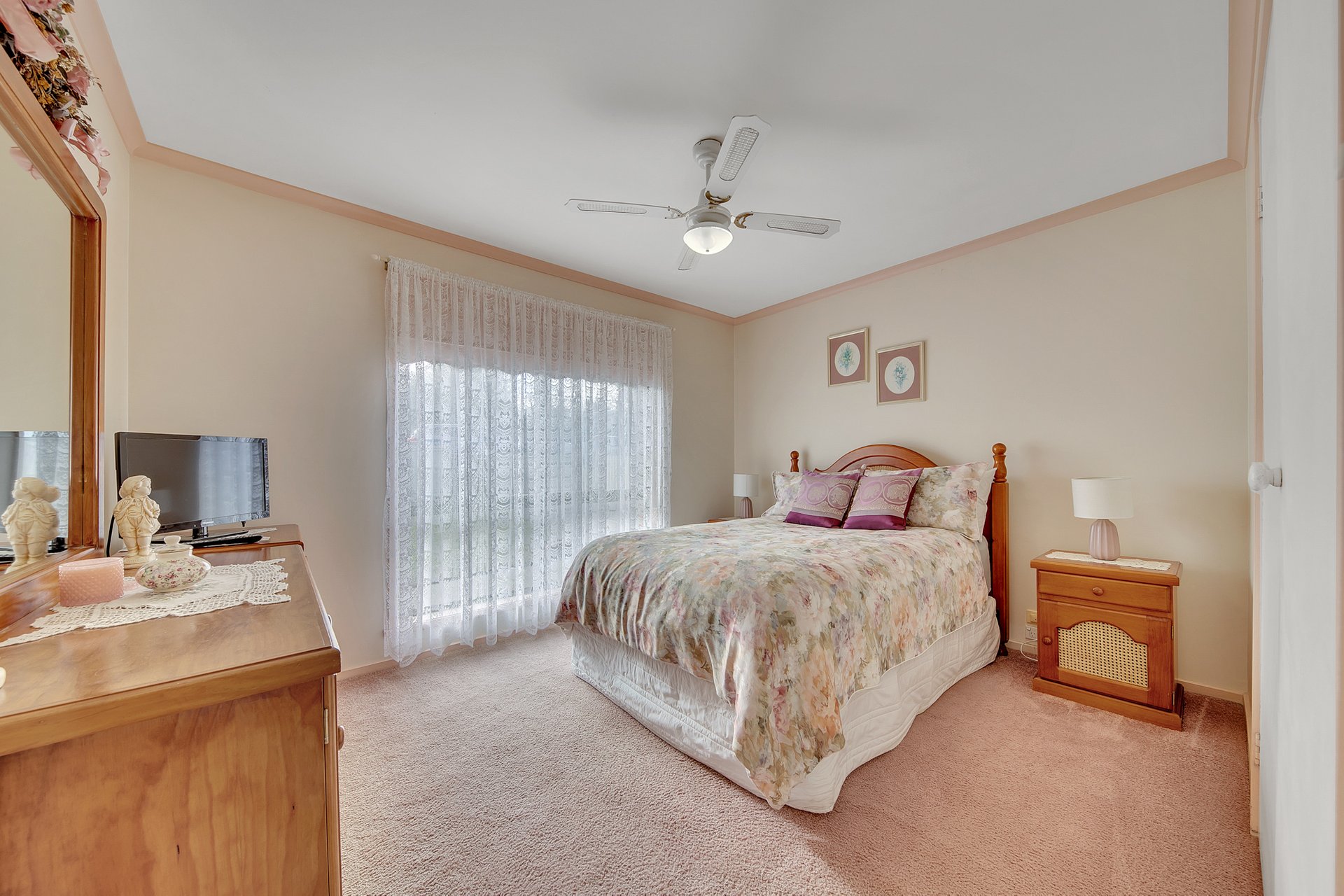 1/23 Woolvet Avenue, Belmont image 7
