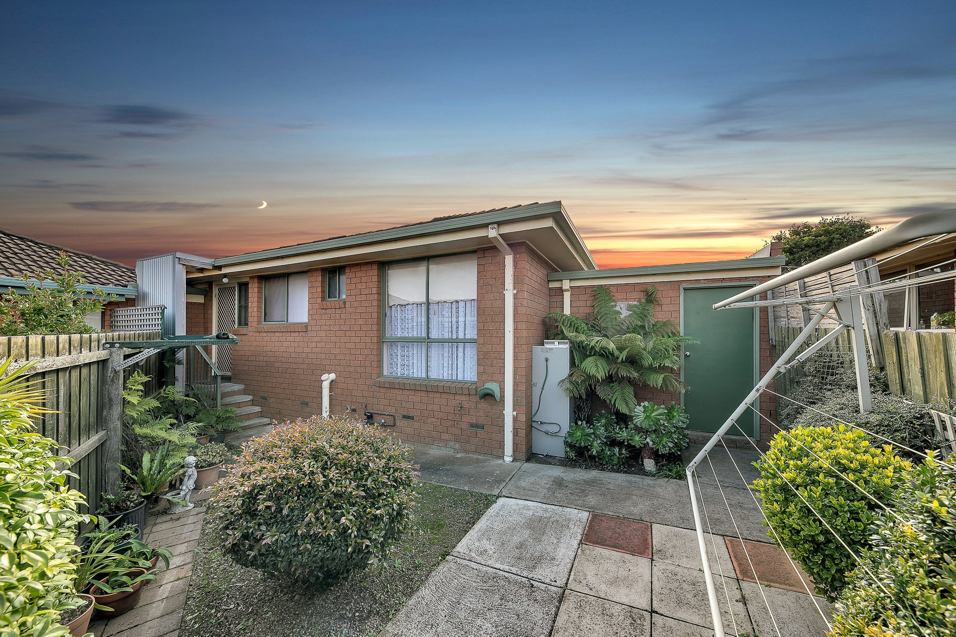 1/23 Woolvet Avenue, Belmont image 9