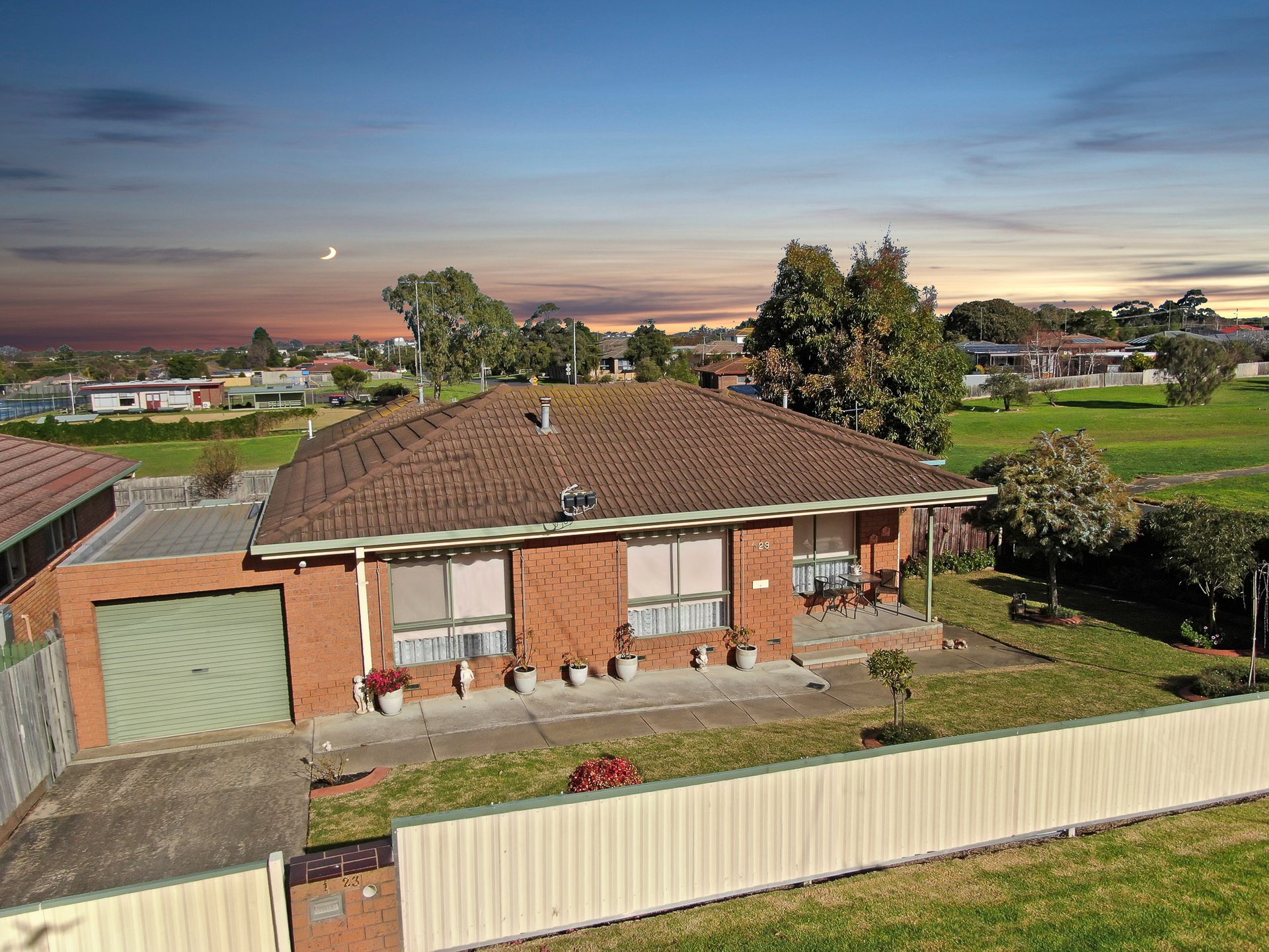 1/23 Woolvet Avenue, Belmont image 11
