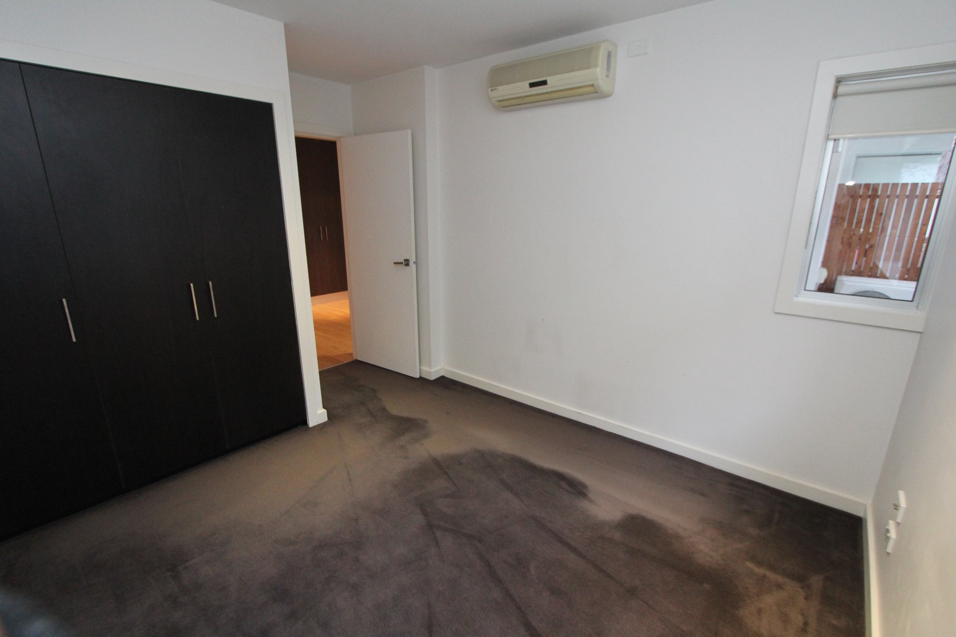 Property Gallery Thumbnail 5