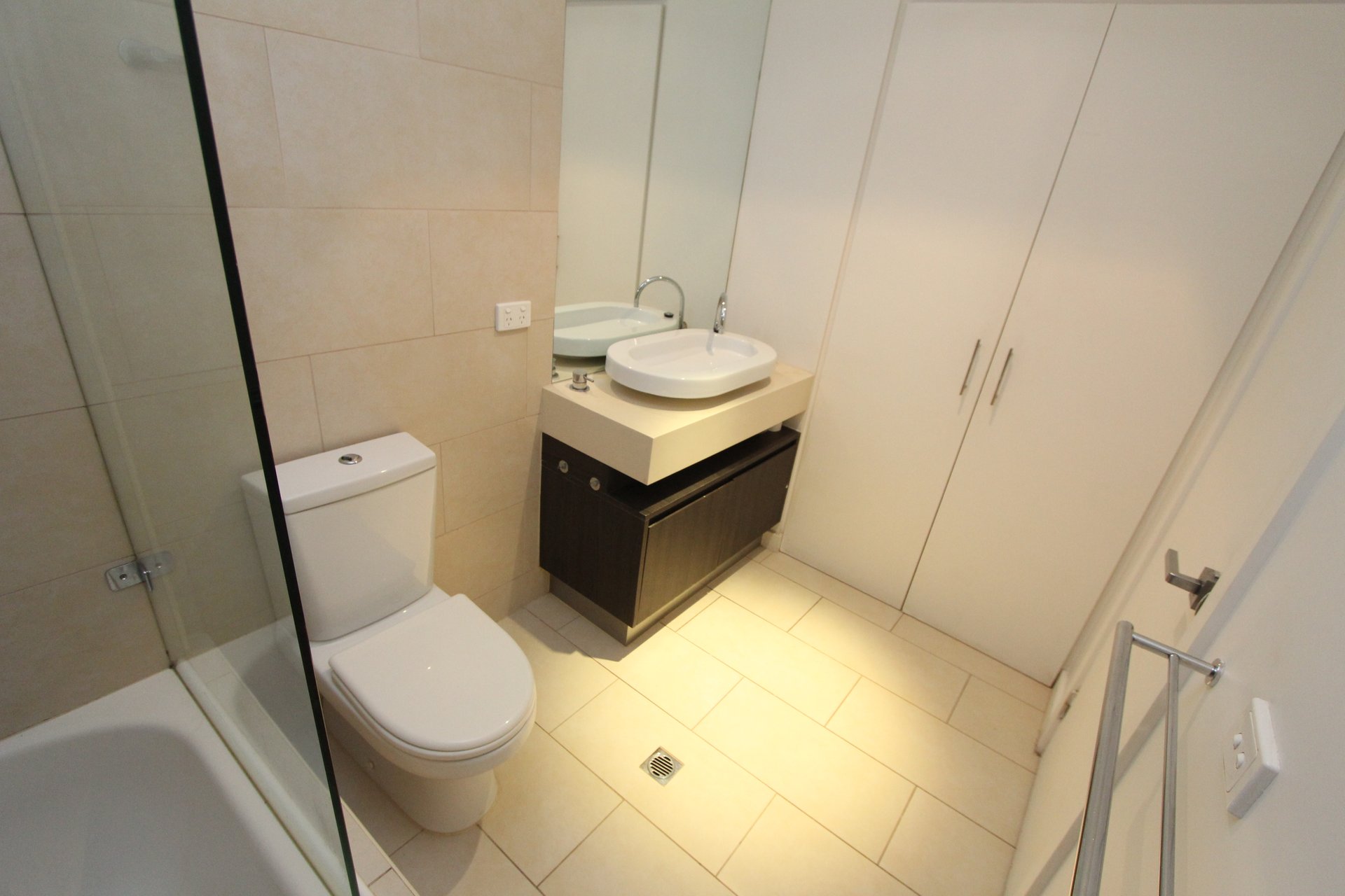 Property Gallery Thumbnail 8