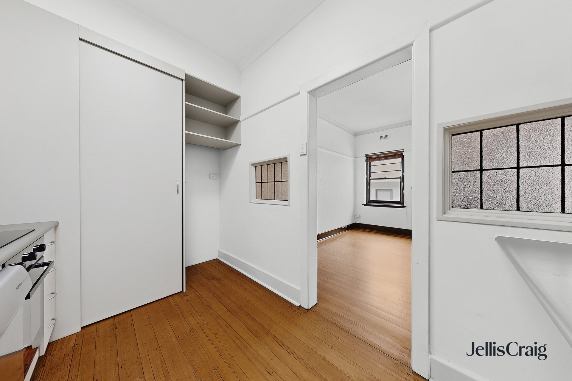 12/30a Mitford Street, St&nbsp;Kilda image 6