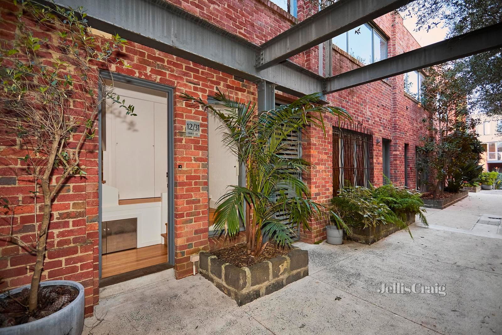 12/31 York Street, Richmond image 2
