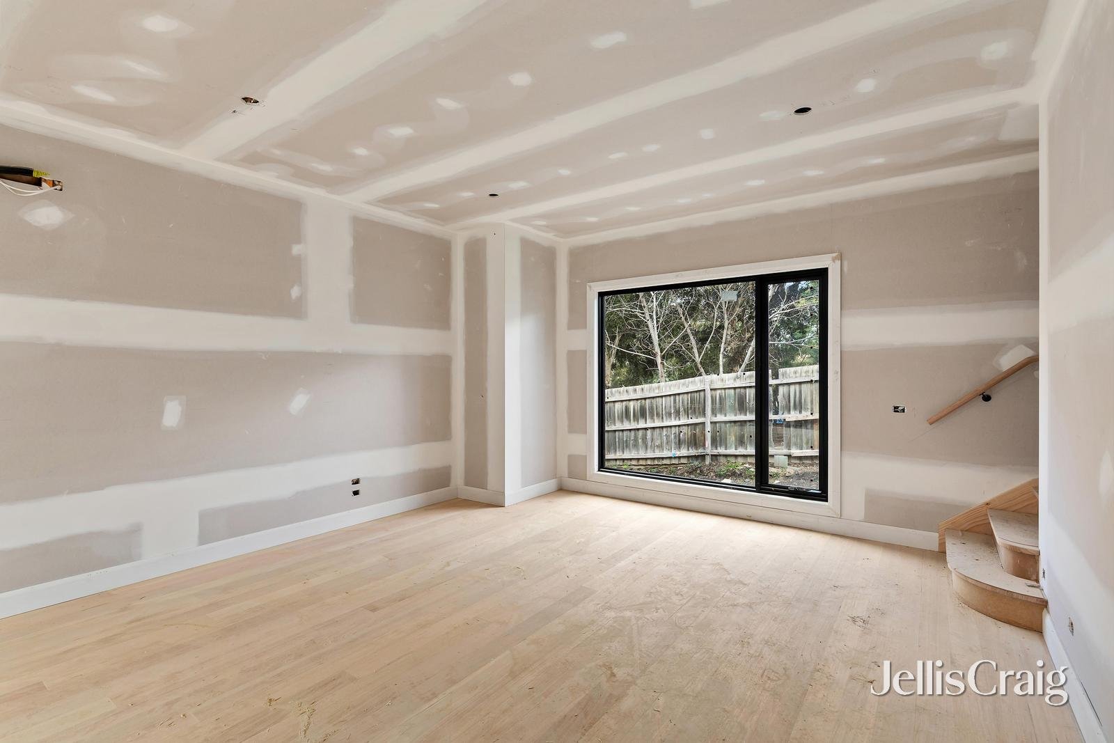 1,2,3/115 Bellevue Avenue, Rosanna image 5
