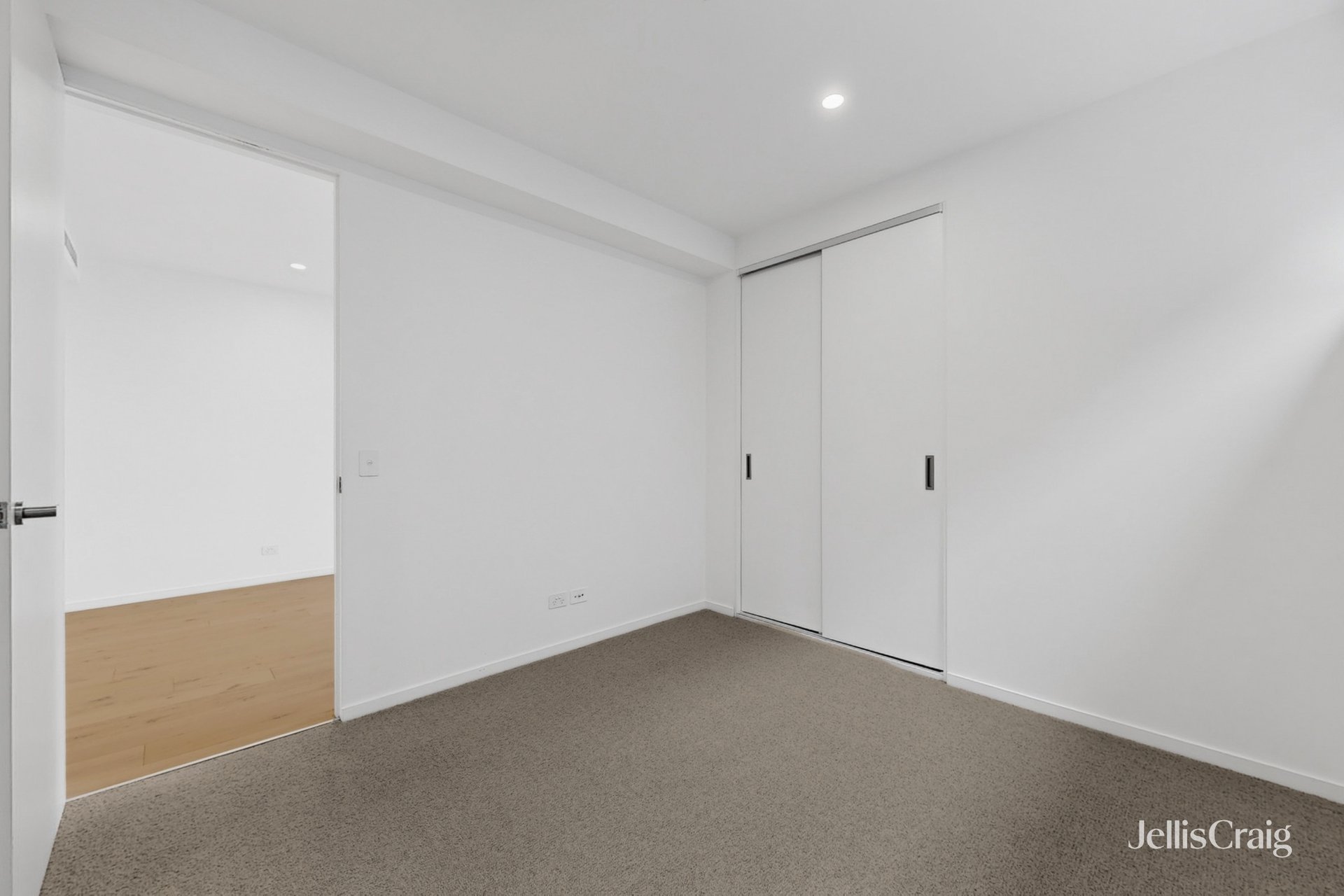 123/1242 Glen Huntly Road, Carnegie image 11