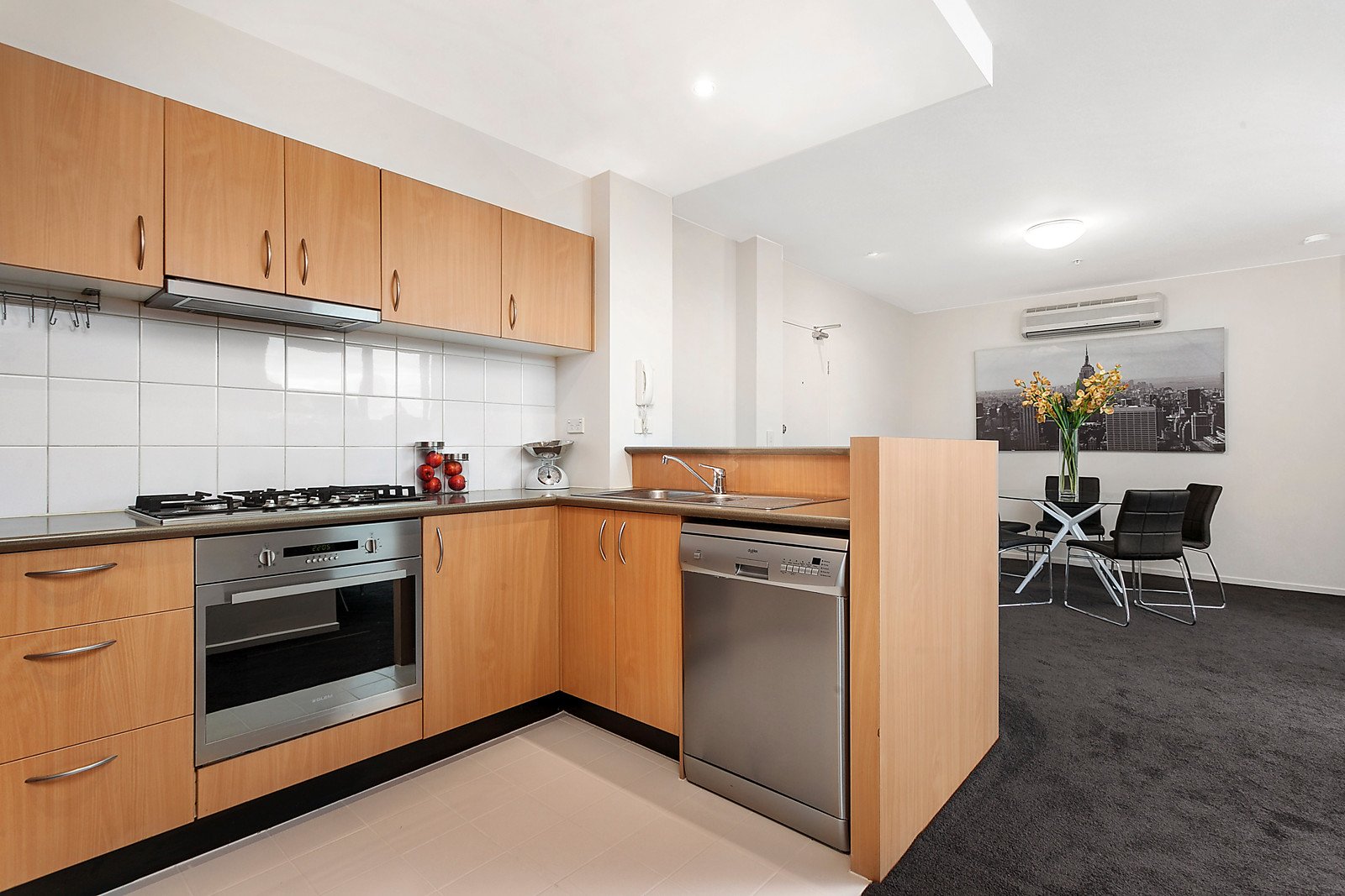 123/200 Smithfield Road, Flemington image 3