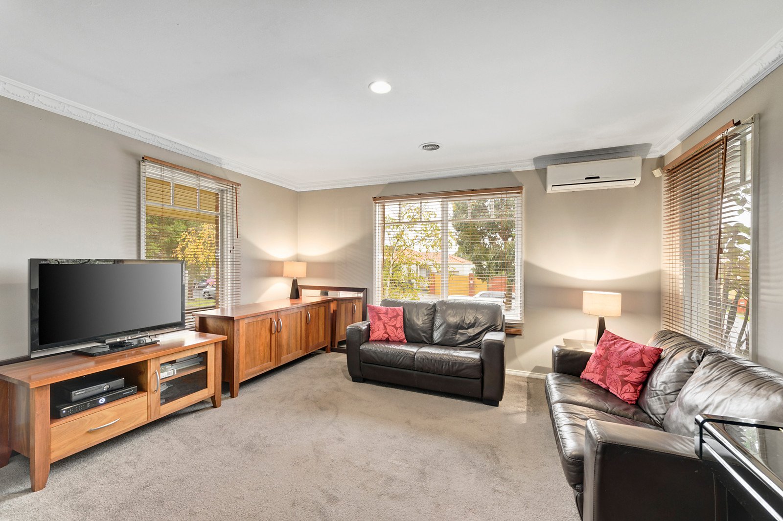 12/33 McIntyre Street, Burwood image 2