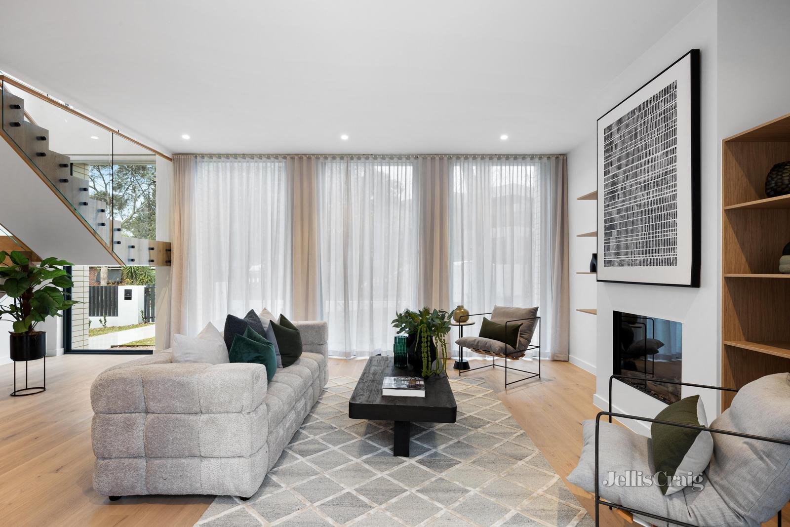 1,2&3/32 Relowe Crescent, Balwyn image 3
