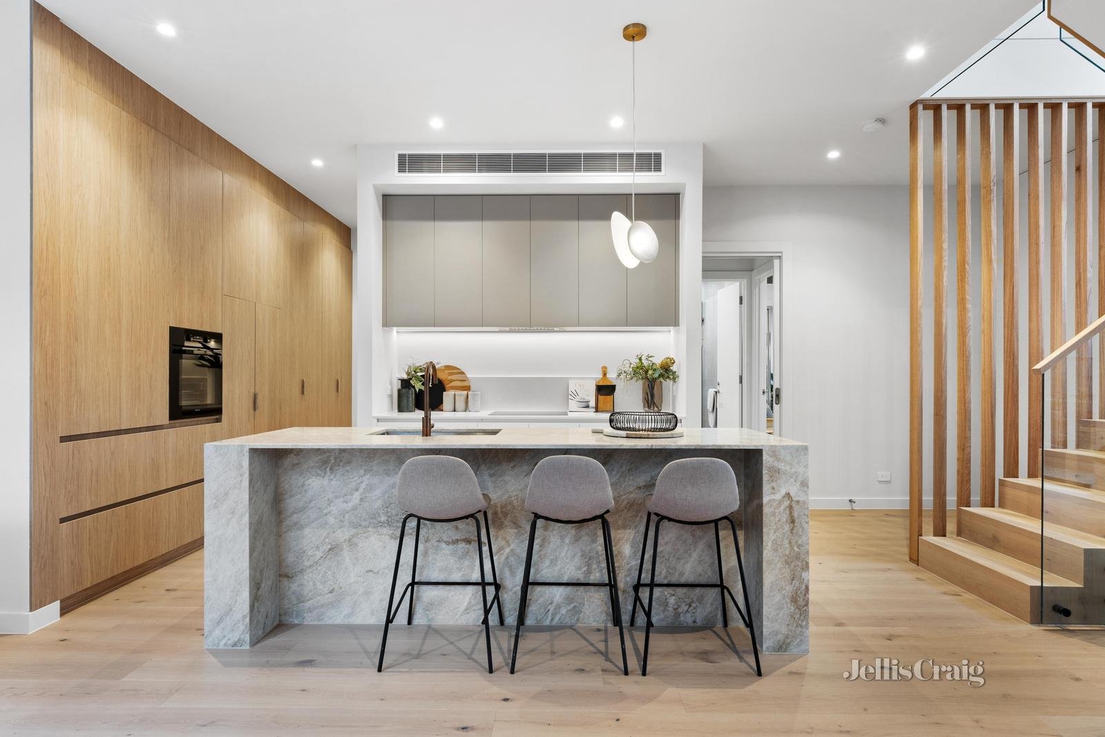 1,2&3/32 Relowe Crescent, Balwyn image 5