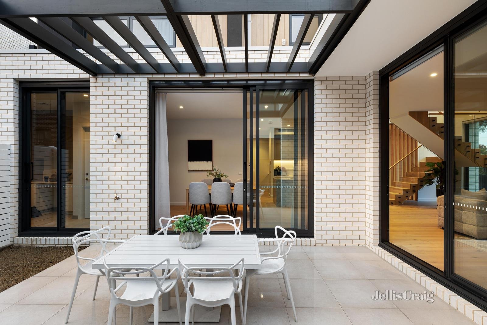1,2&3/32 Relowe Crescent, Balwyn image 13