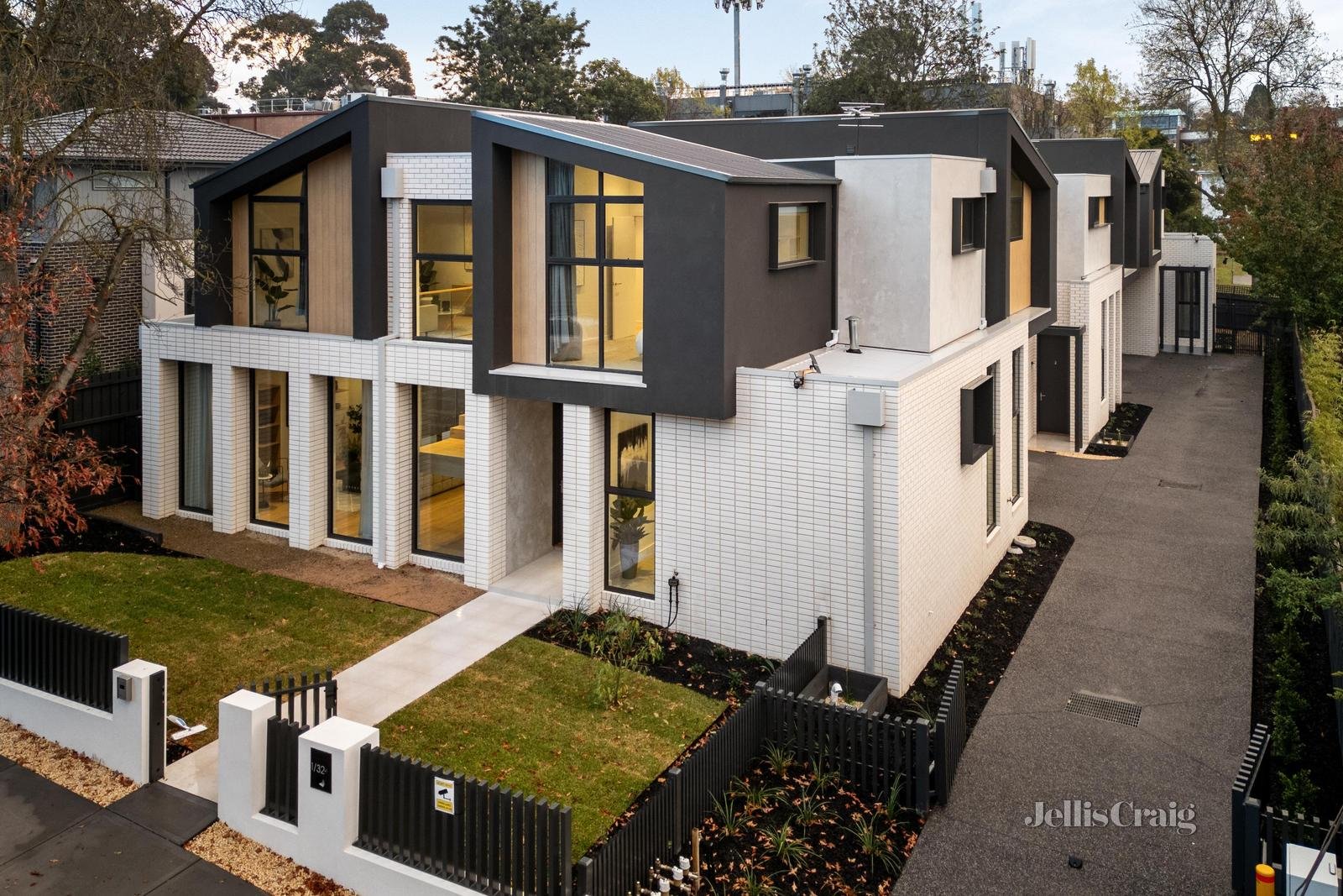 1,2&3/32 Relowe Crescent, Balwyn image 17