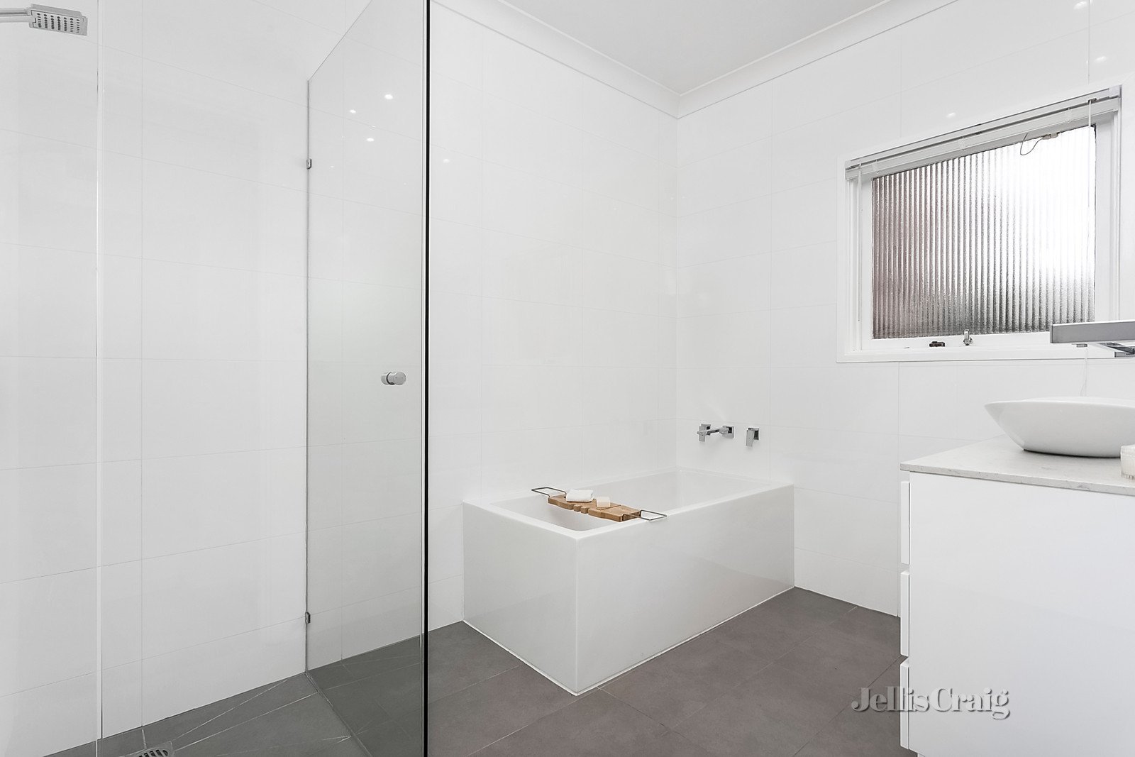 1/234 Pascoe Vale Road, Essendon image 5