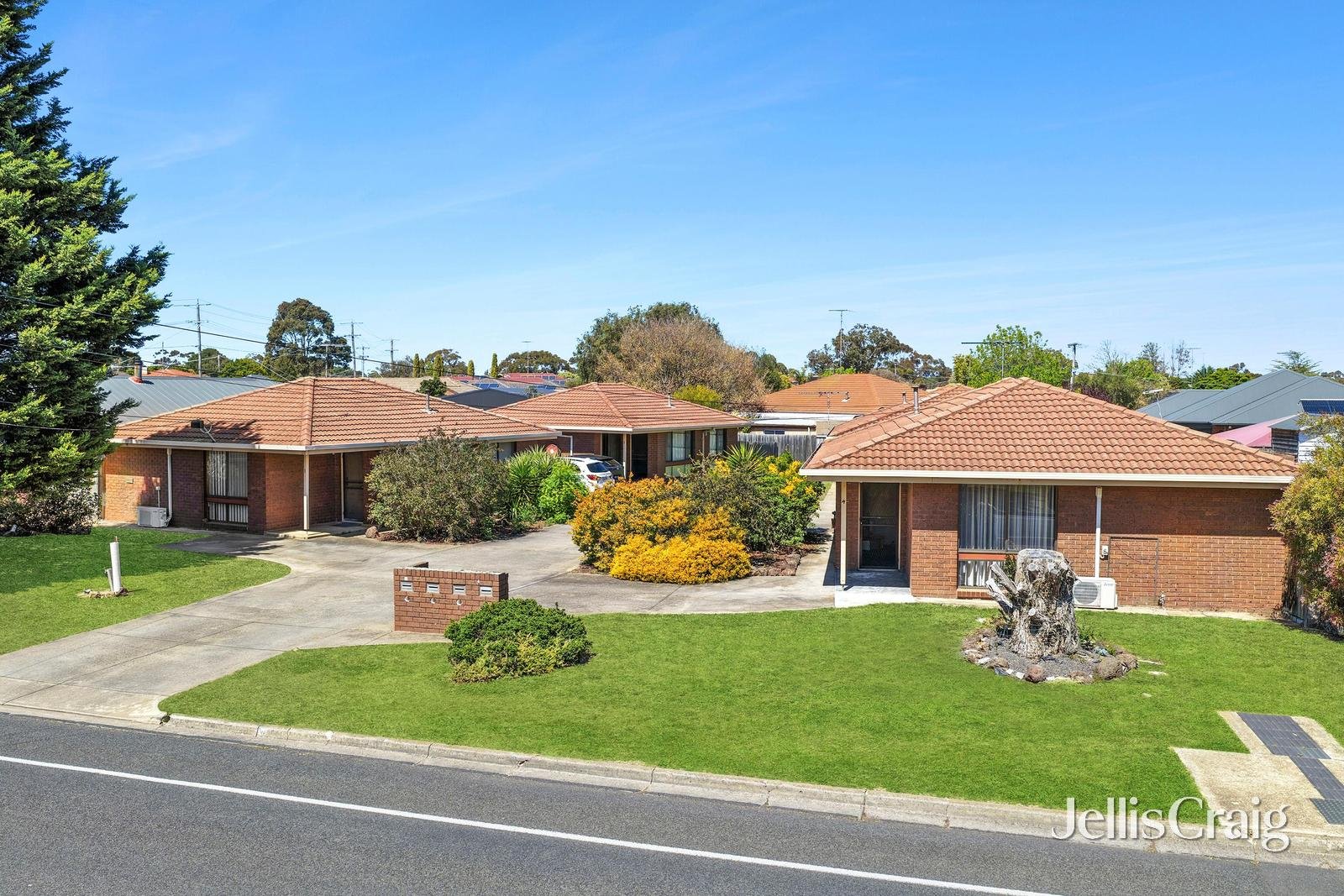 1,2,3,4/28-30 Ware Street, Lara image 2