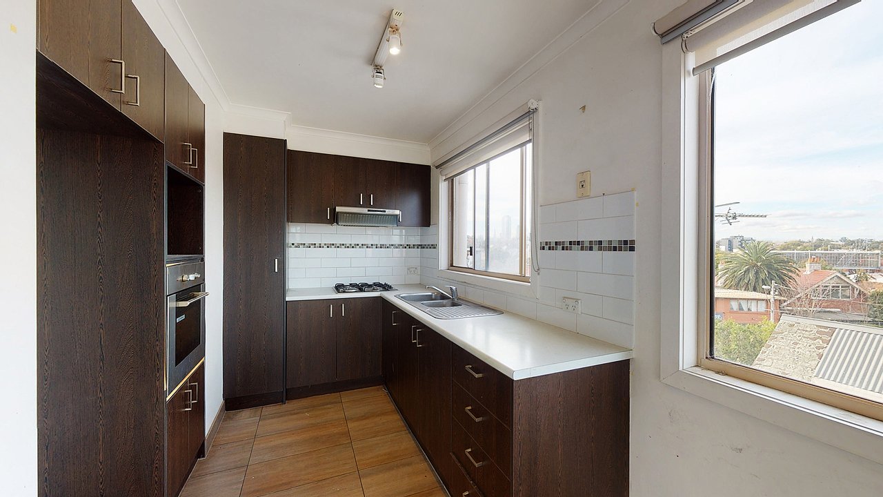 12/35 Carlisle Street St, Kilda image 3