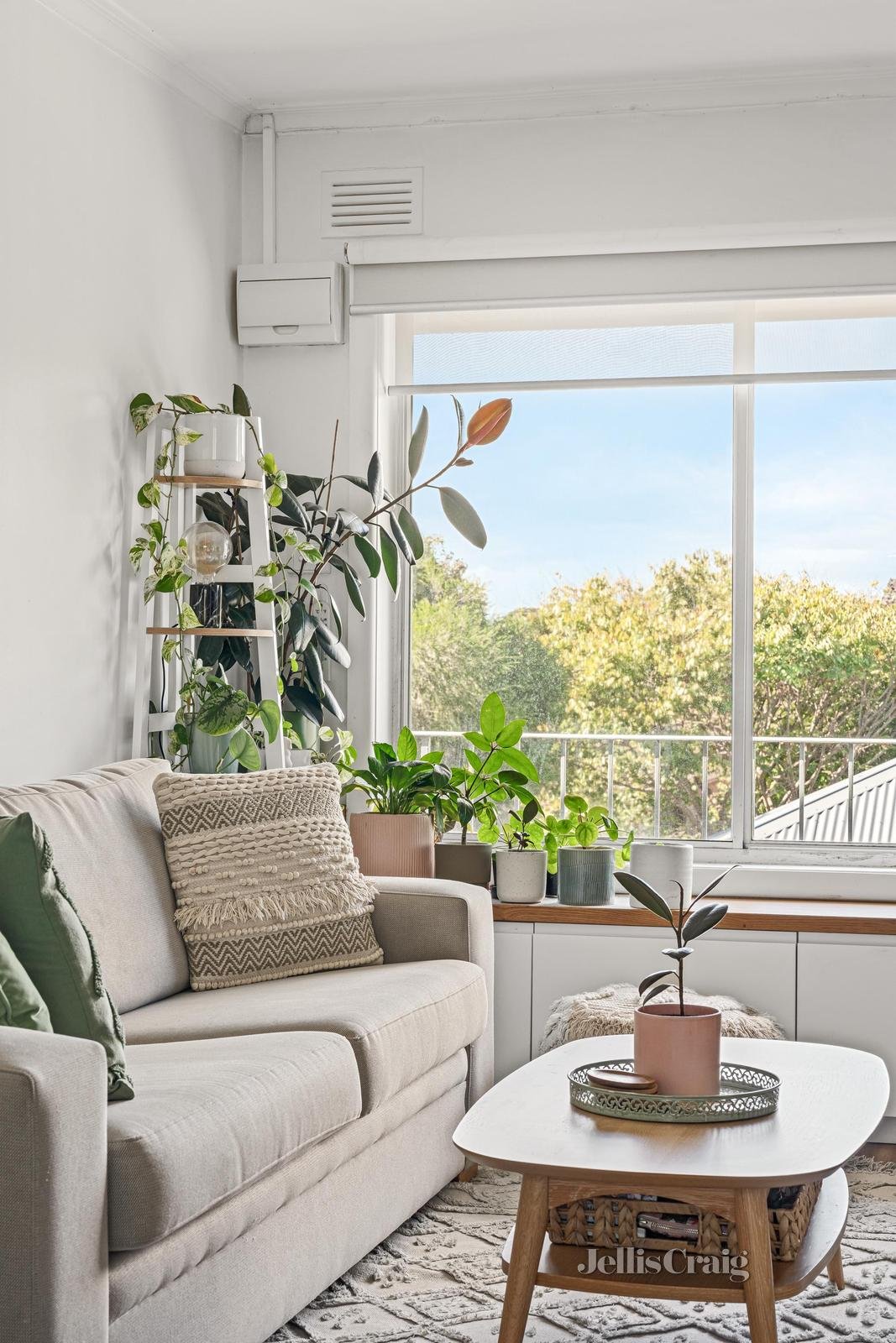 12/35 Collins Street, Mentone image 3