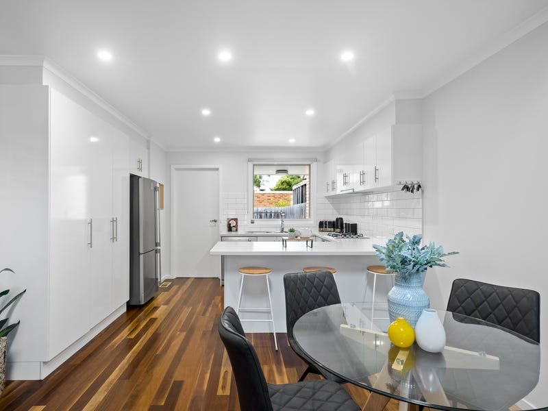 Property Gallery Thumbnail 2