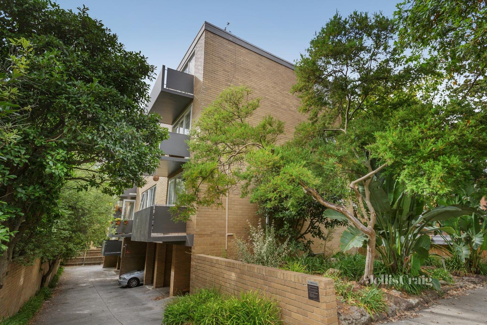 12/38 Kensington Road, South Yarra image 2