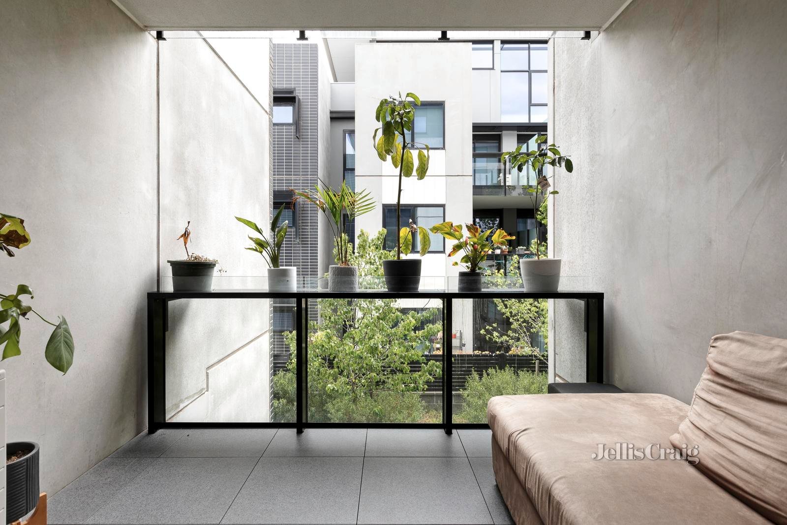 123/82 Bulla Road, Strathmore image 9