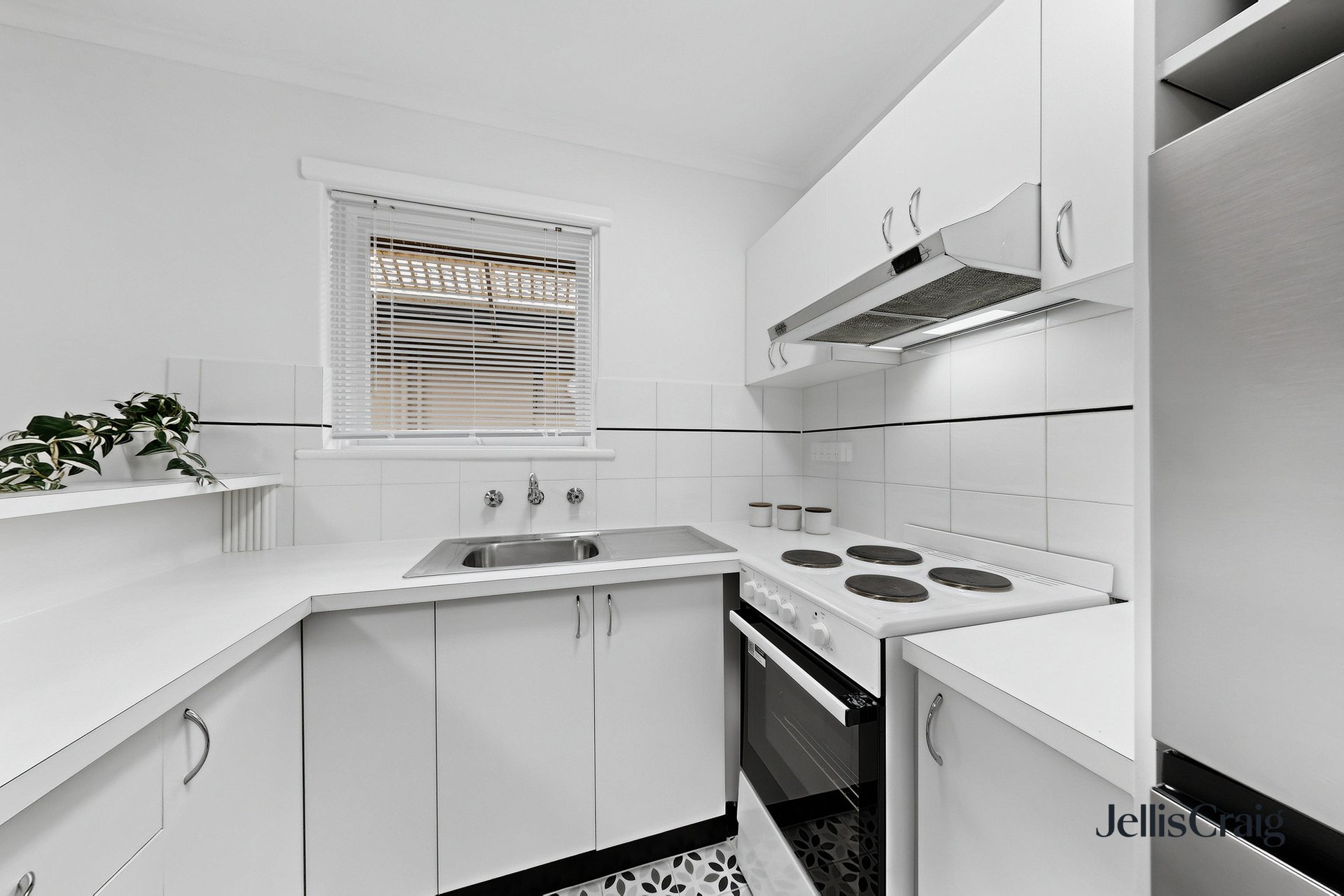 12/39 Byron St, Elwood image 4