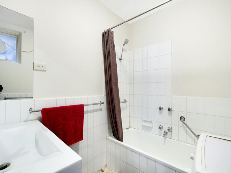 12/39 Hotham Street, St Kilda East image 5