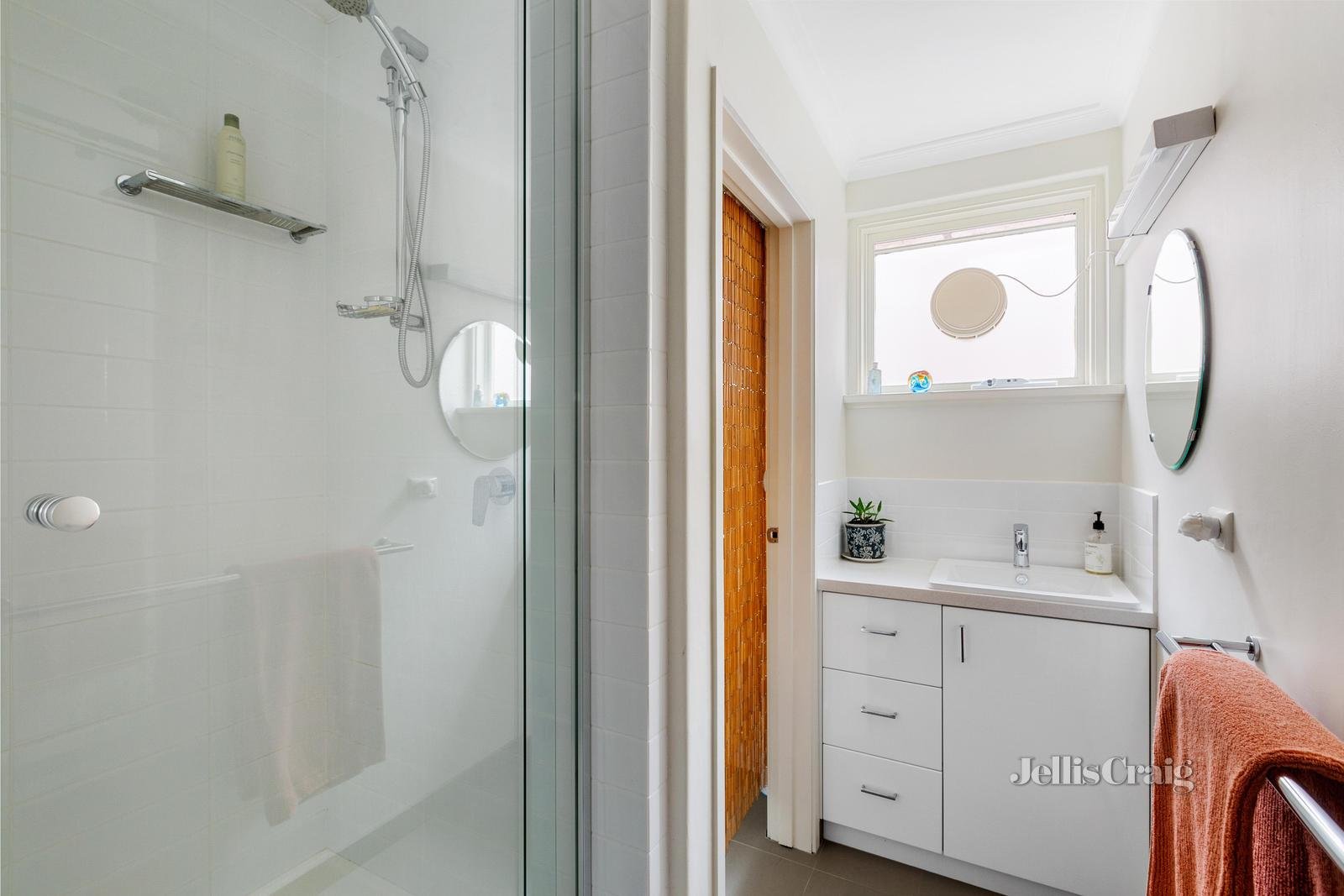 1/24-30 Raglan Street, South Melbourne image 7