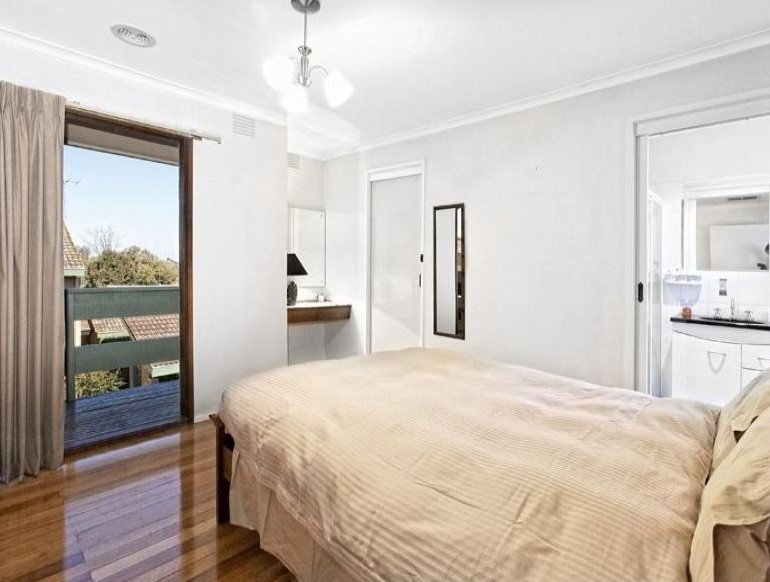 12/4-8 Kireep Road, Balwyn image 5