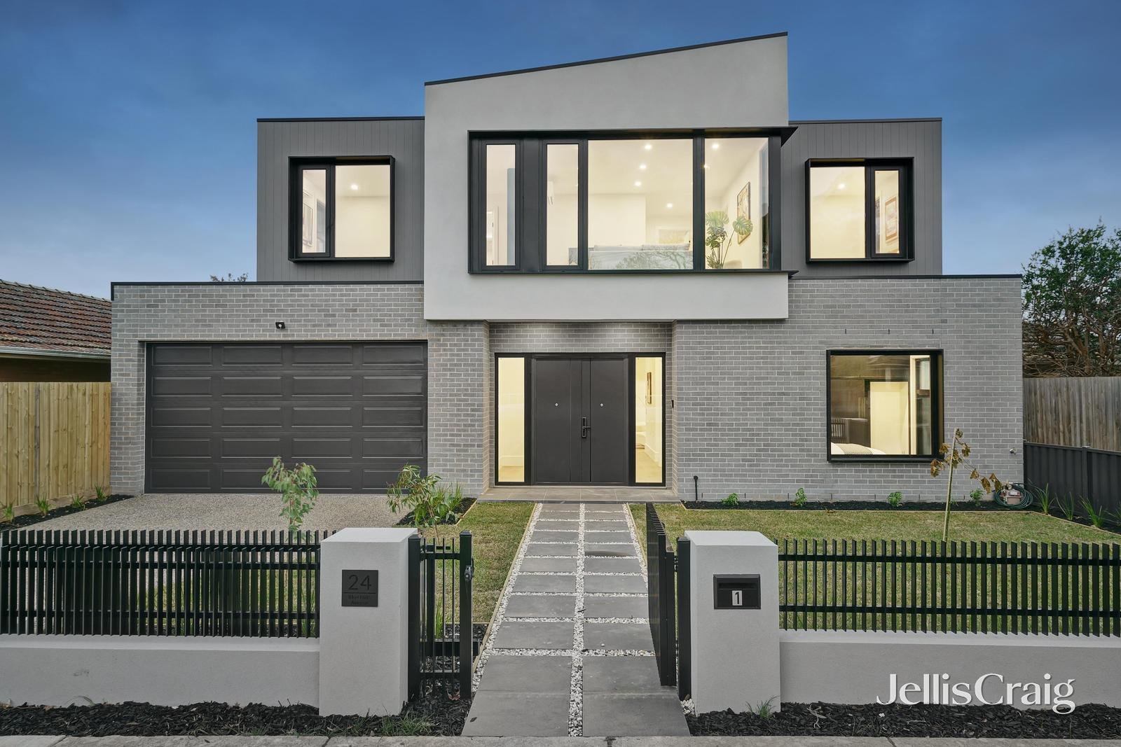1/24 Blue Hills Avenue, Mount Waverley image 1