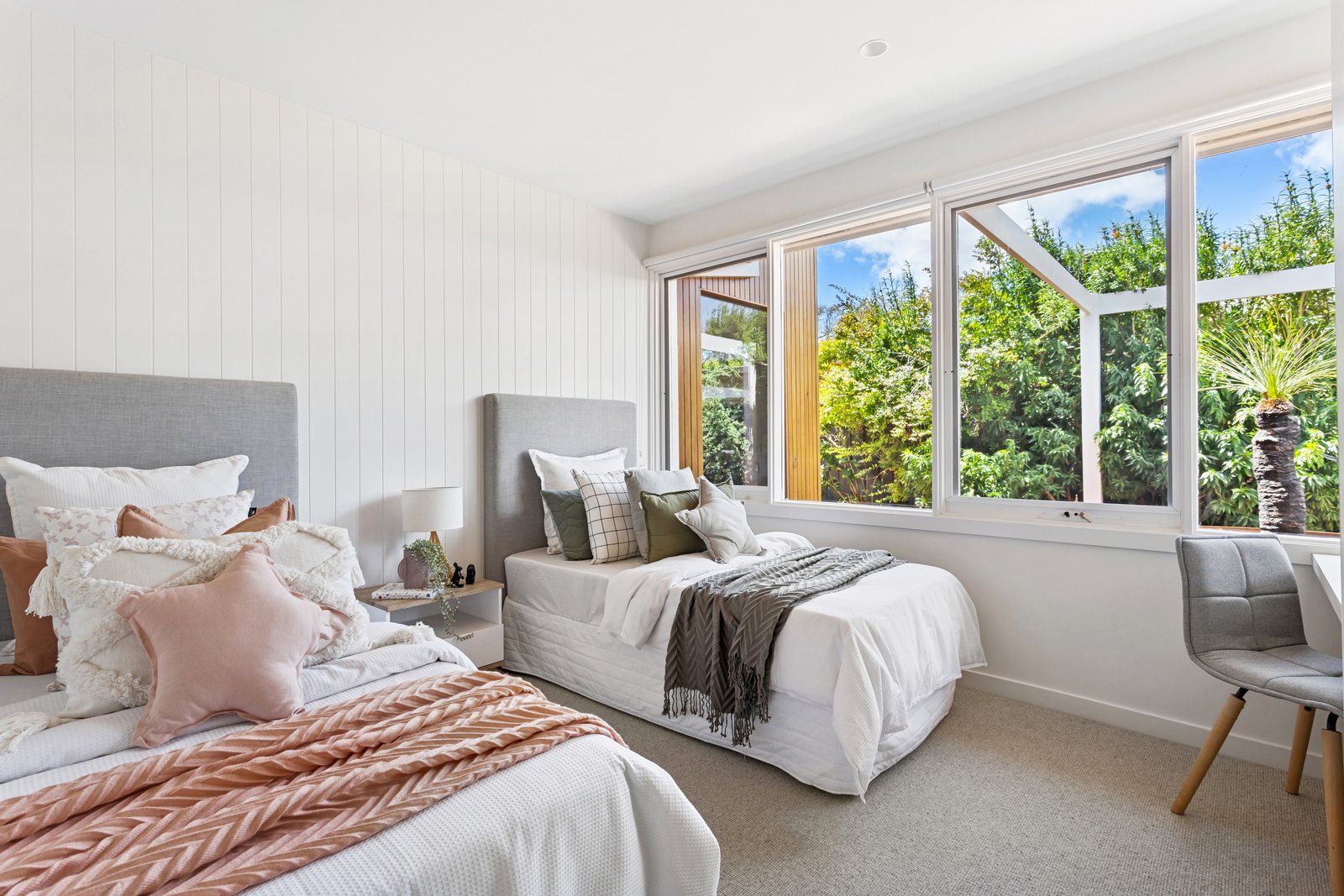 Property Gallery Thumbnail 12