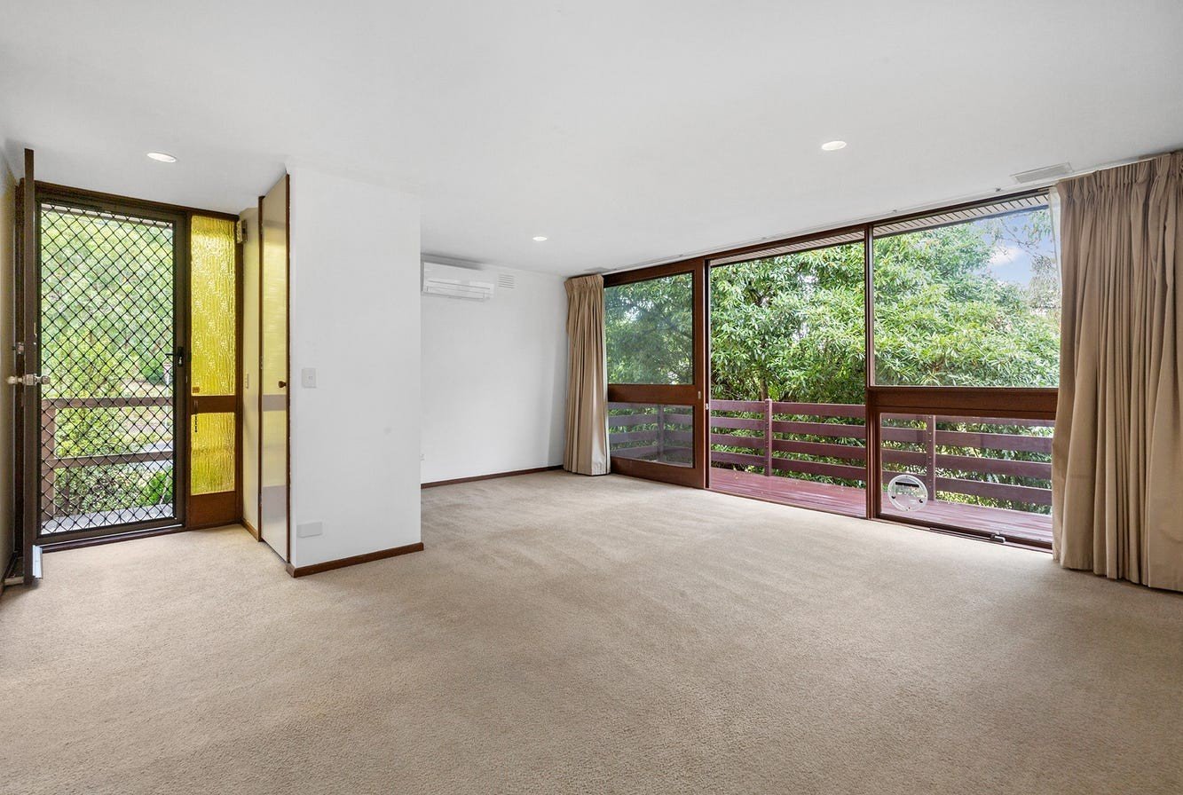 1/24 City Road, Ringwood image 2