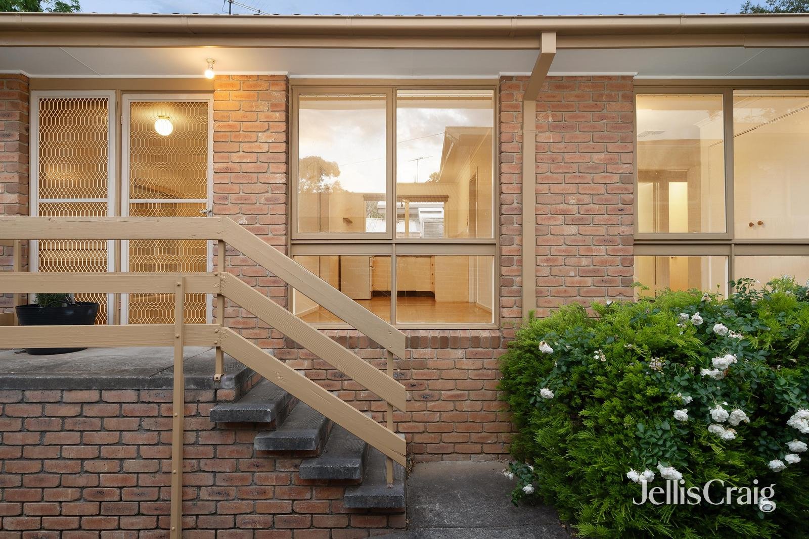 1/24 Coniston Street, Diamond Creek image 2
