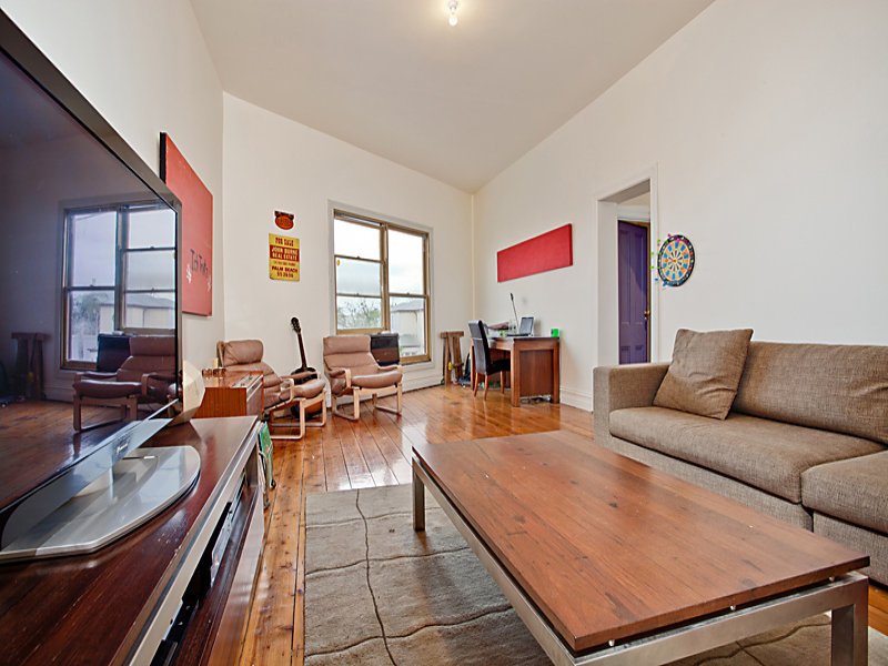 124 Douglas Parade, Williamstown image 4