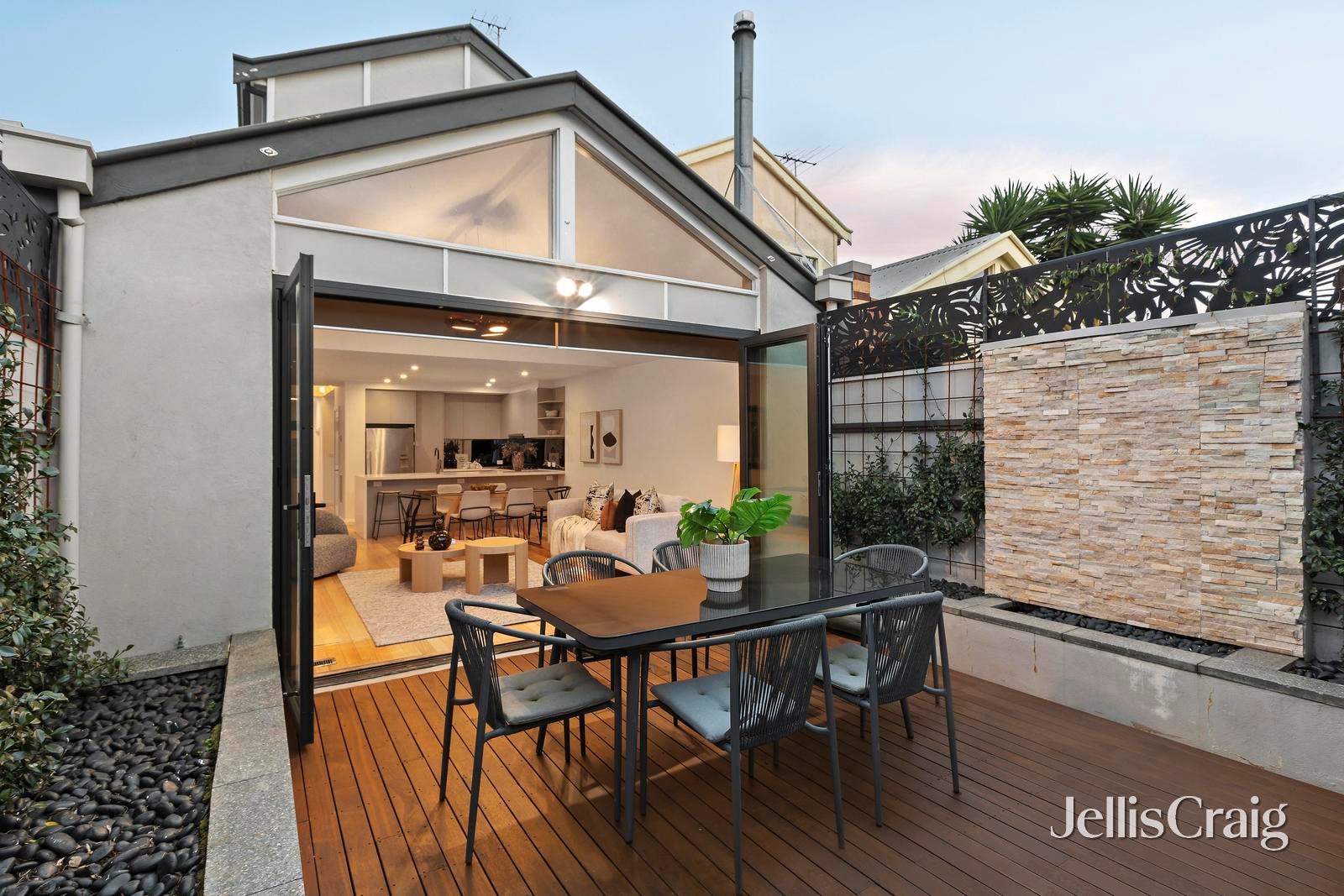 124 Holmes Road, Moonee&nbsp;Ponds image 10