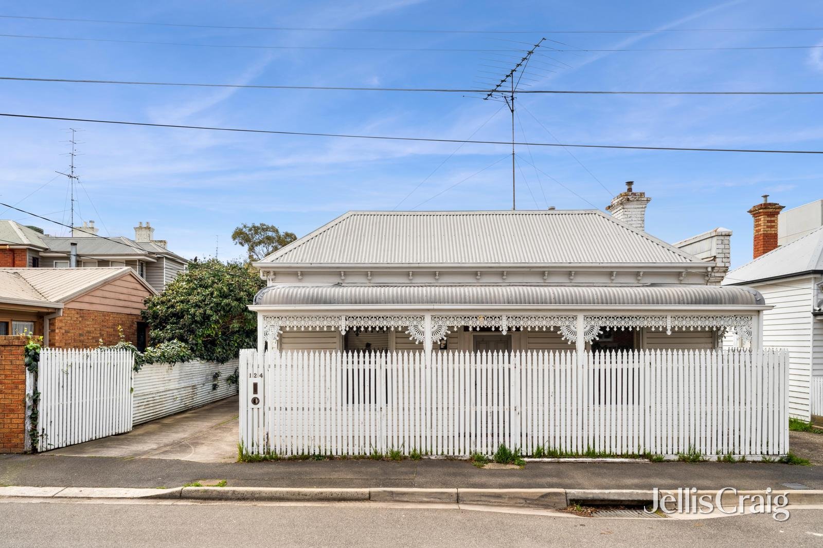 124 Lyons Street North, Ballarat Central image 1