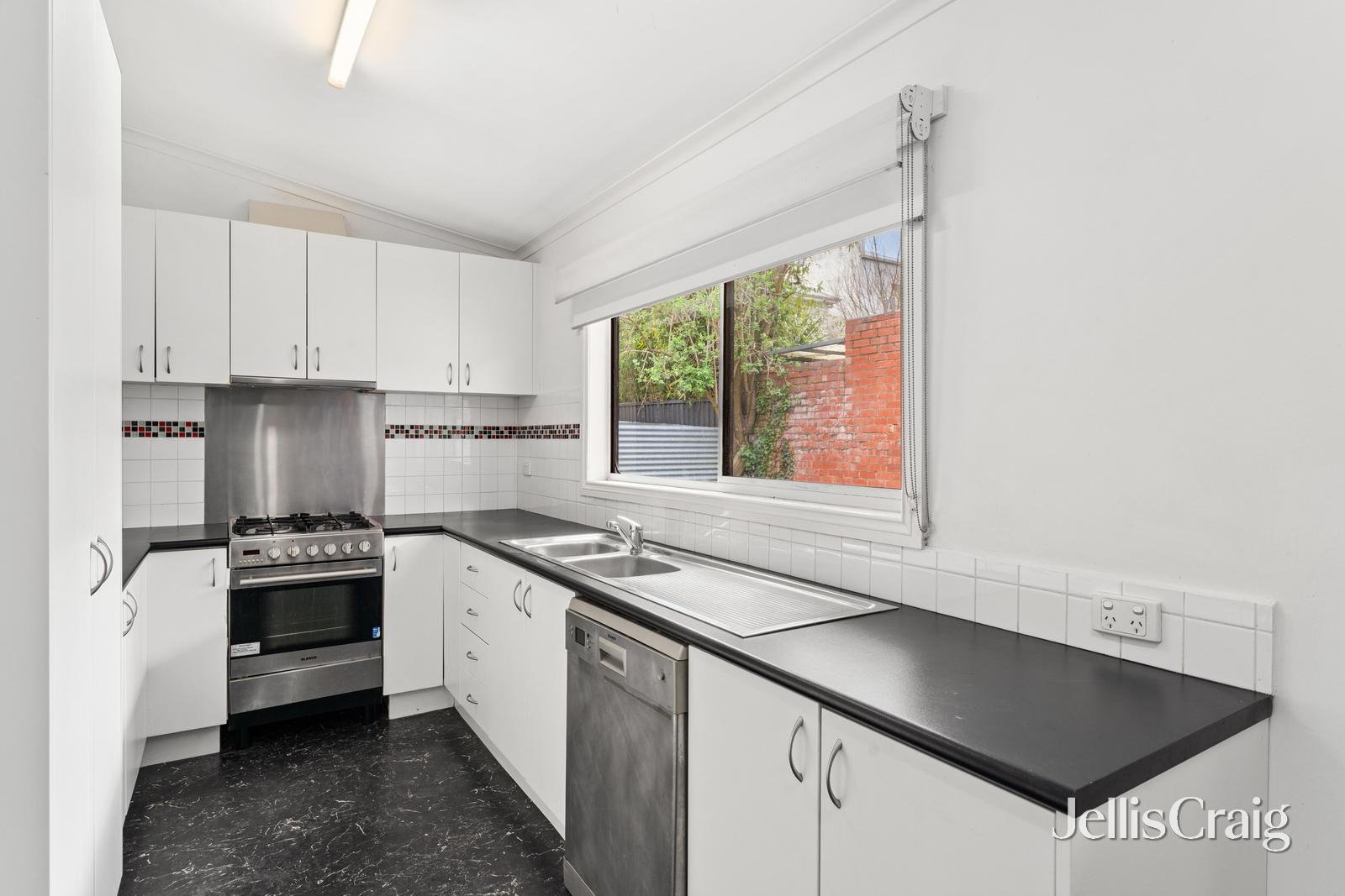 124 Lyons Street North, Ballarat Central image 6