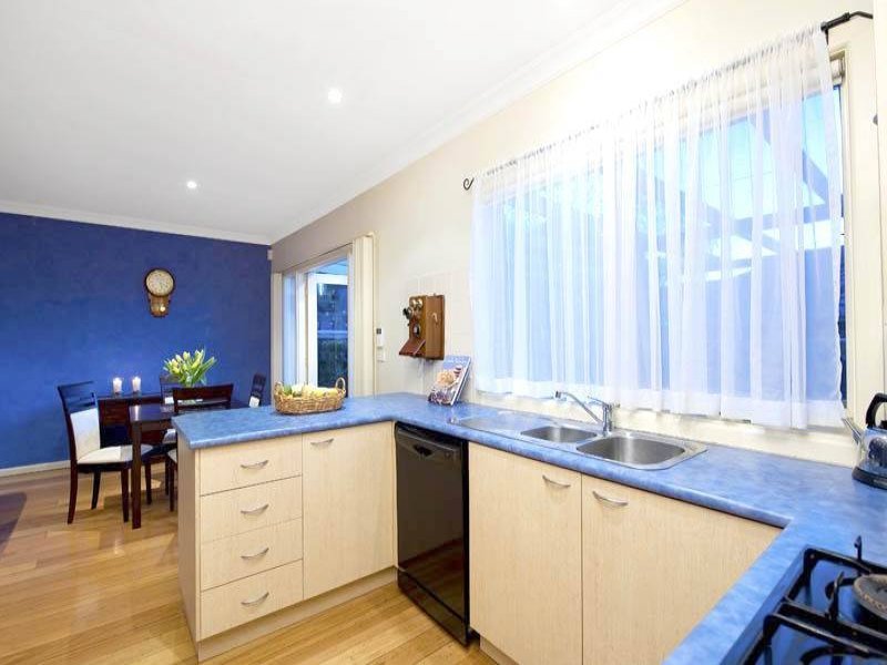 1/24 Quentin Street, Forest Hill image 3