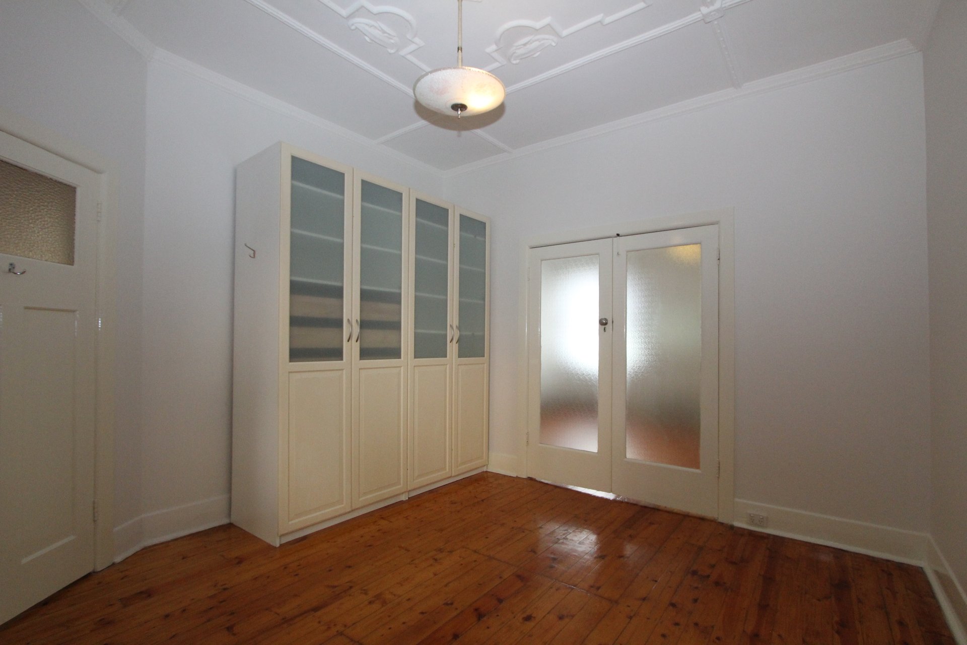 Property Gallery Thumbnail 6