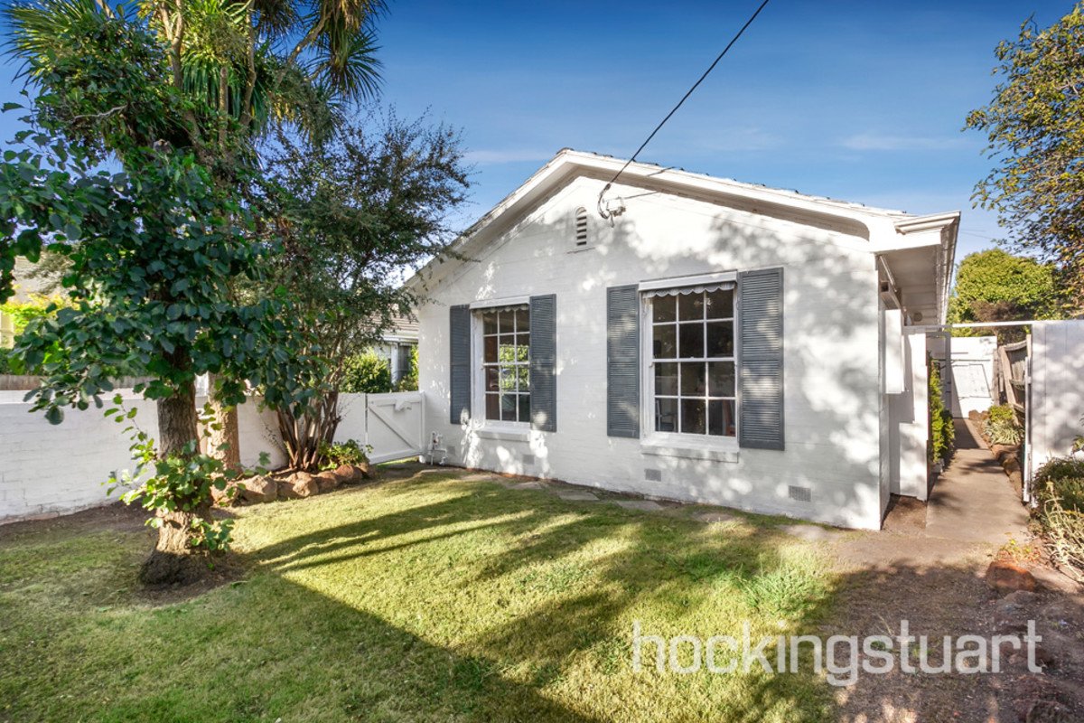 1/24 St Johns Avenue, Mont Albert image 2