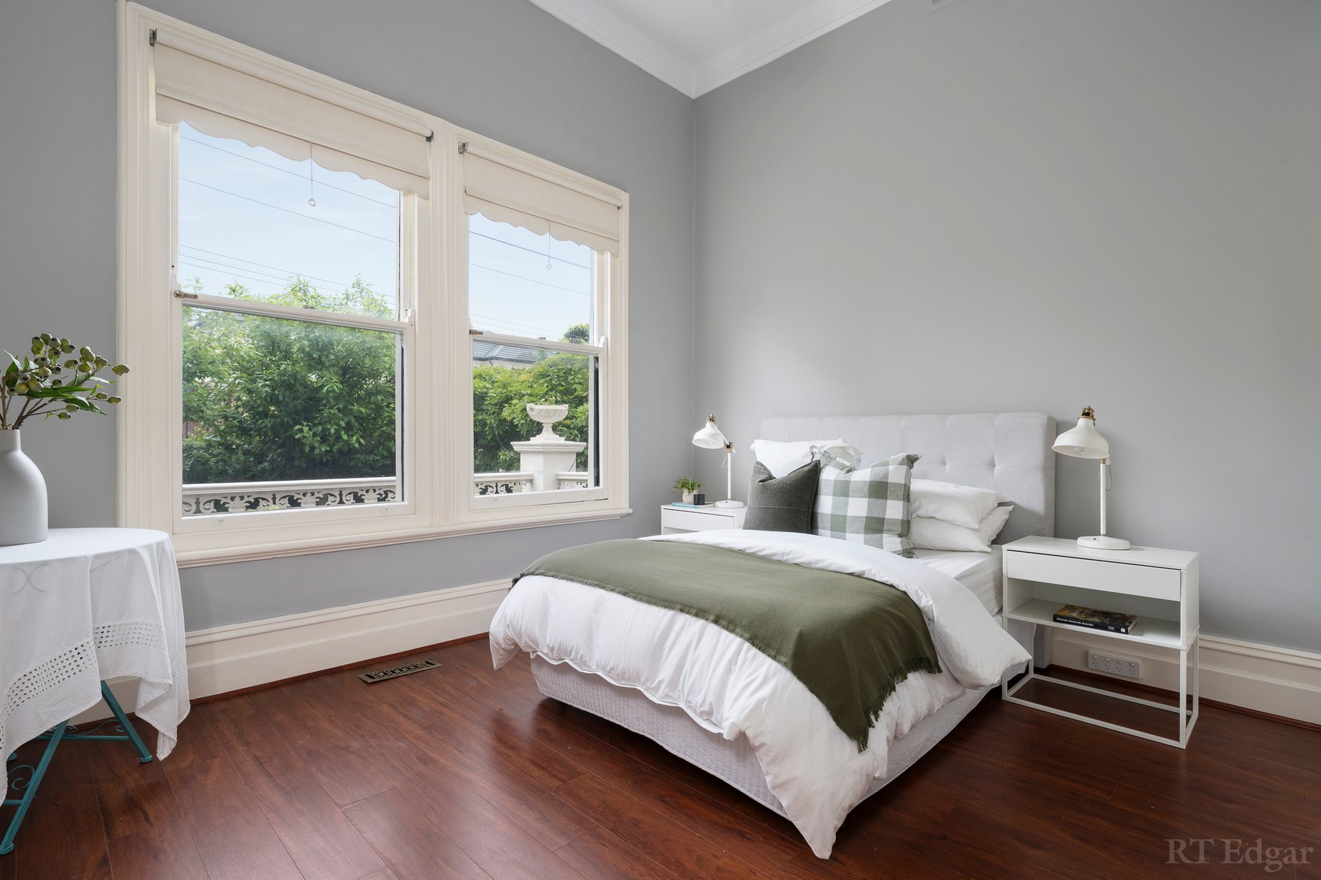 Property Gallery Thumbnail 11