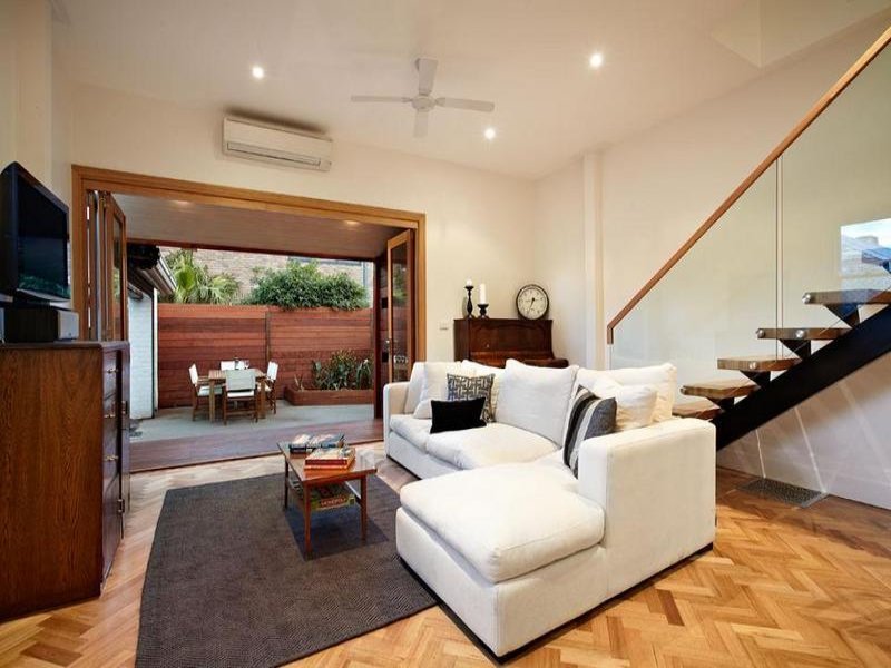 124 Stokes Street, Port Melbourne image 6
