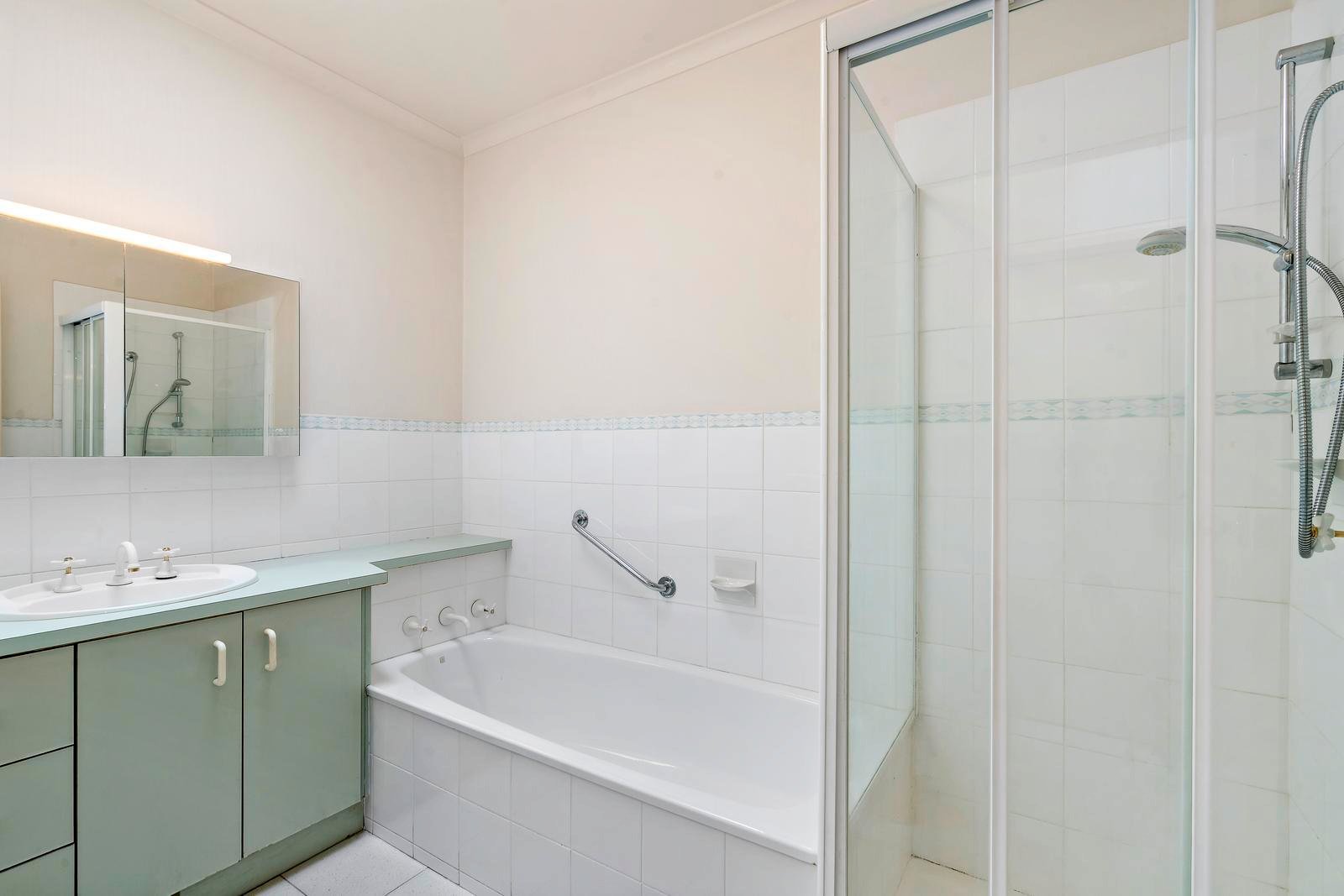 Property Gallery Thumbnail 7
